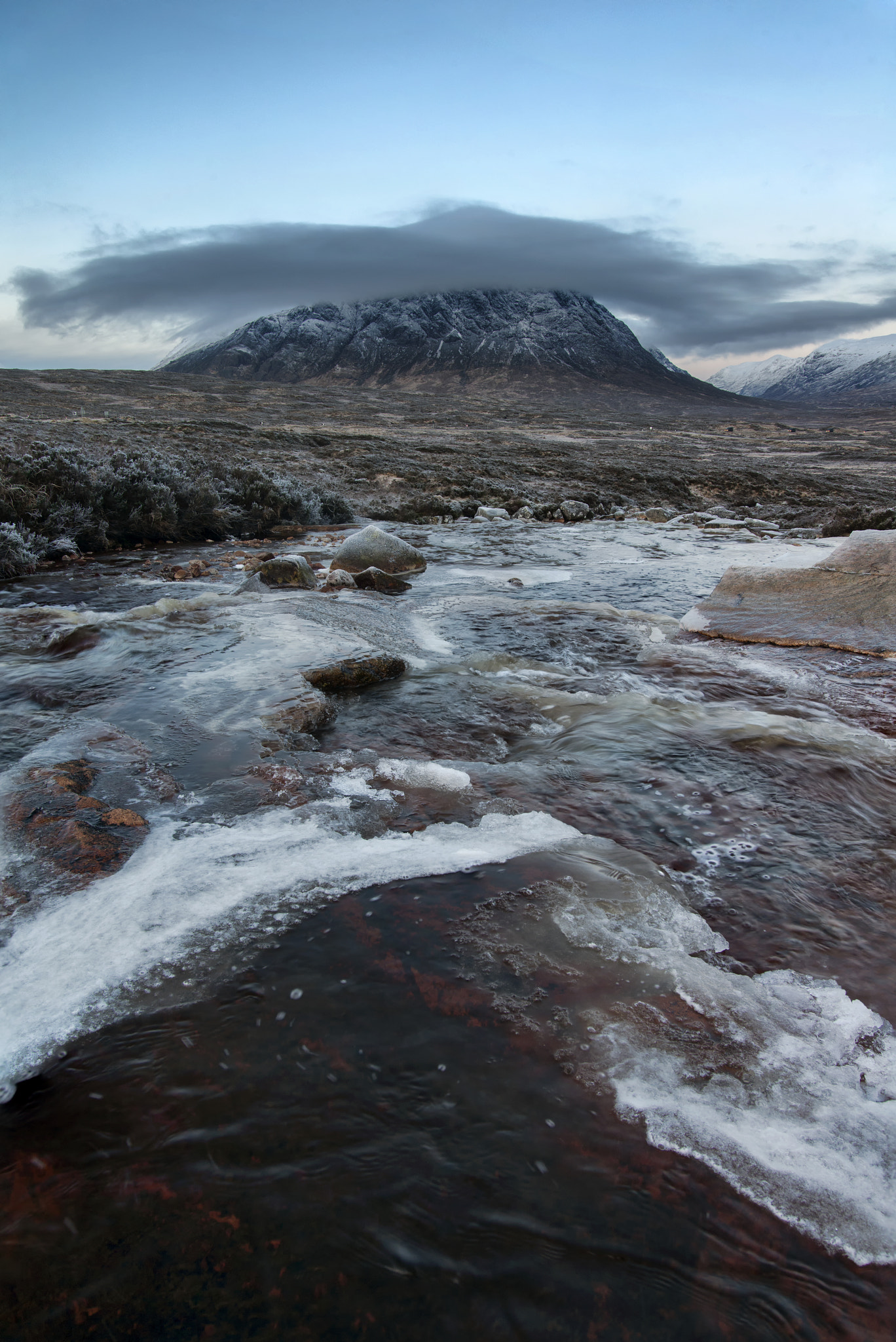 Nikon D800 + AF-S Zoom-Nikkor 24-85mm f/3.5-4.5G IF-ED sample photo. River etive and the buachaillie photography