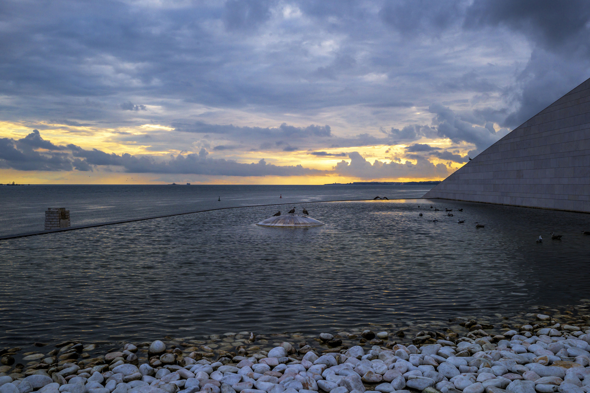 Leica M9 + Leica Elmar-M 24mm F3.8 ASPH sample photo. Sunset photography