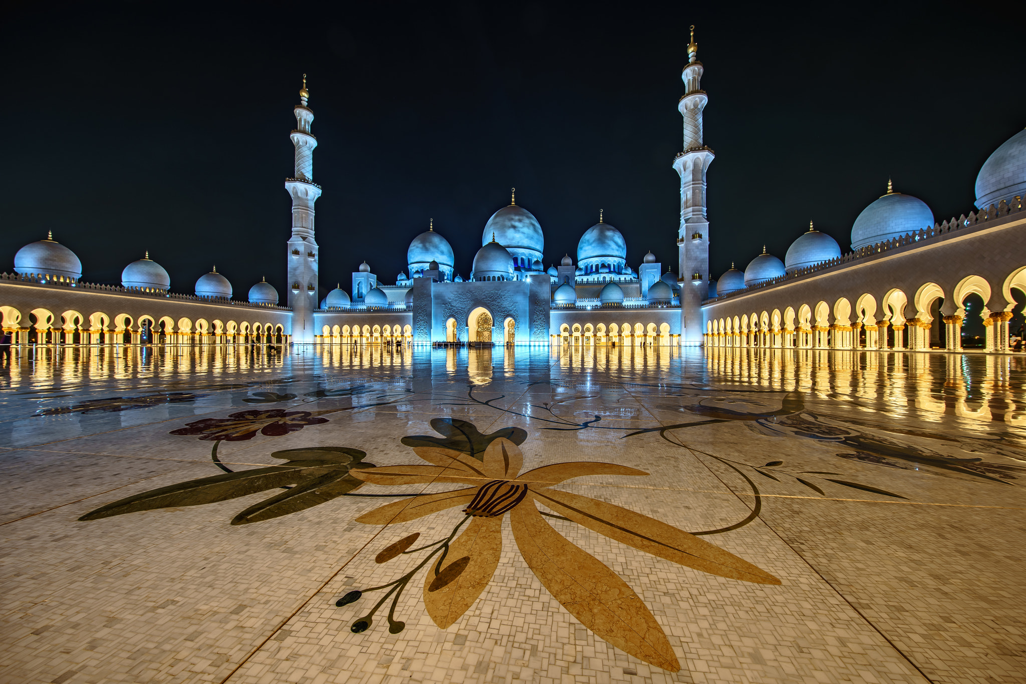 Sony a7R II + Canon EF 11-24mm F4L USM sample photo. Grand mosque photography