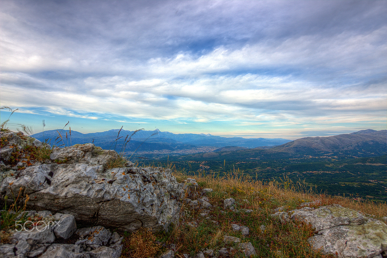 Tokina AT-X 12-28mm F4 Pro DX sample photo. Looking at the valley photography