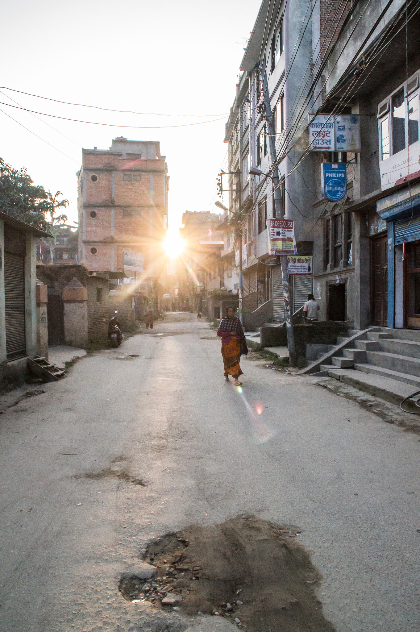 Sony SLT-A55 (SLT-A55V) + Tamron SP 24-70mm F2.8 Di VC USD sample photo. Morning light in kathmandu photography