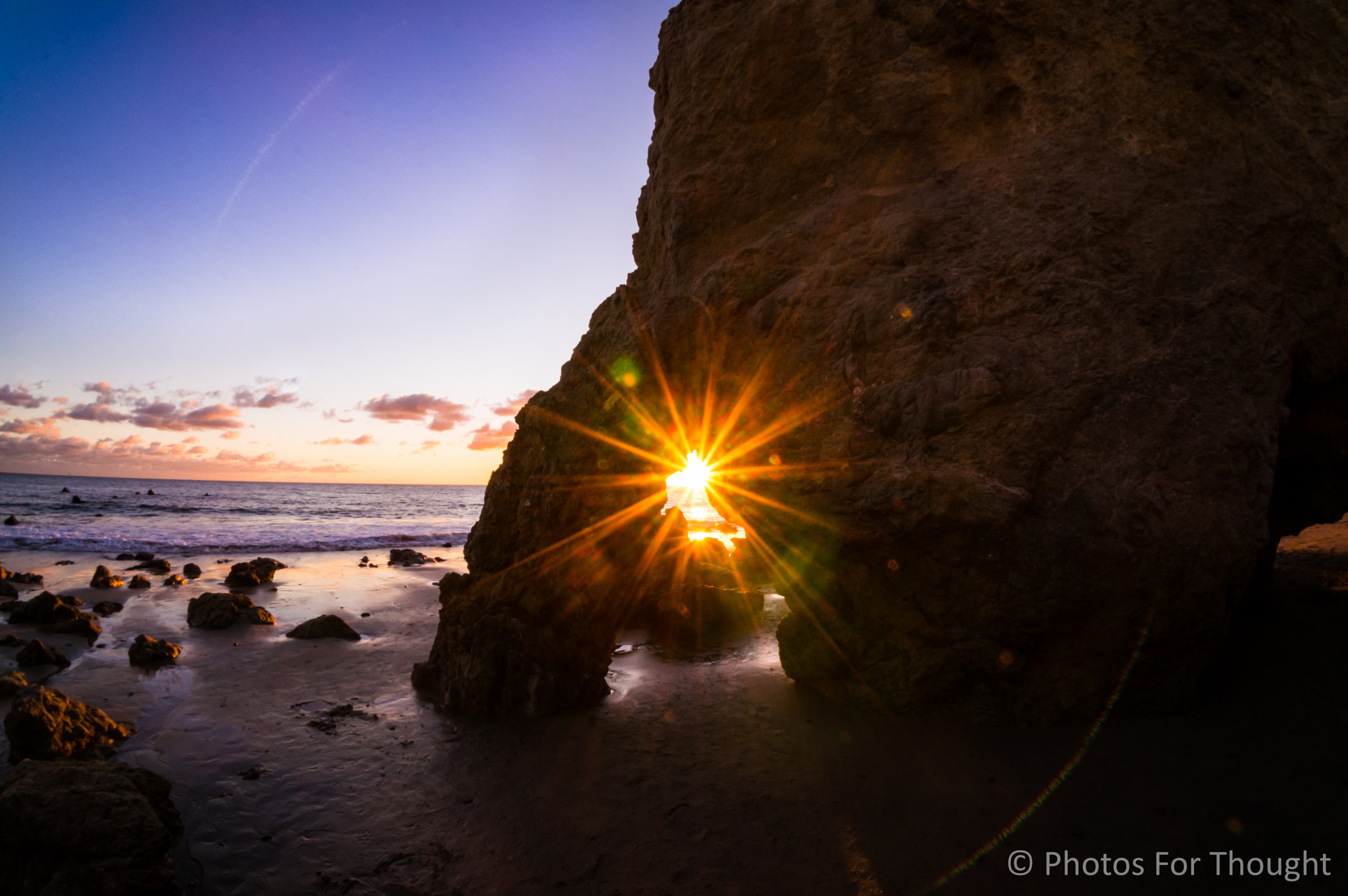 Sony Alpha NEX-5R + Sony E 16mm F2.8 sample photo. Through the wormhole photography