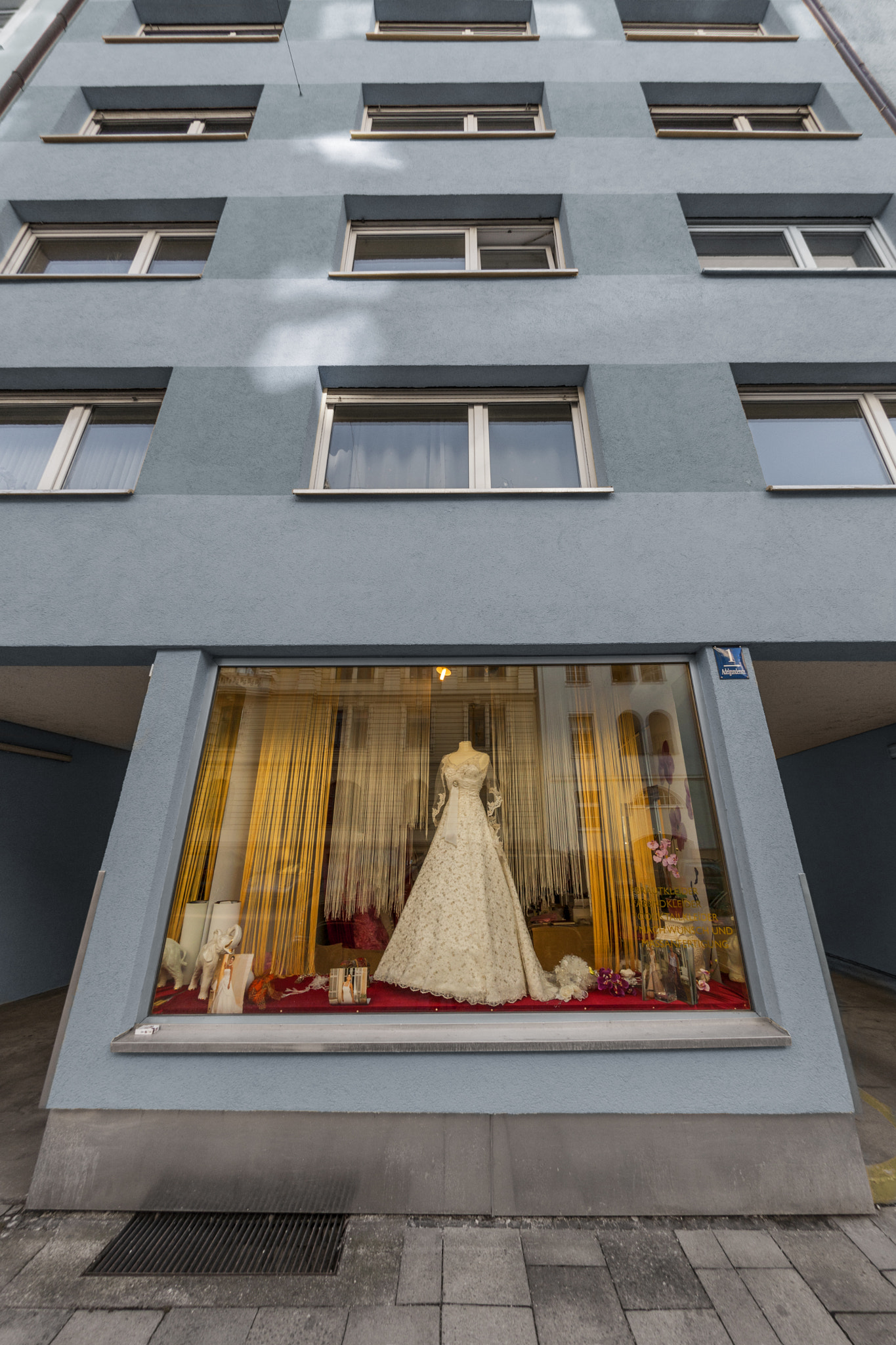 Canon EF 15mm F2.8 Fisheye sample photo. Bridal shop in munich photography