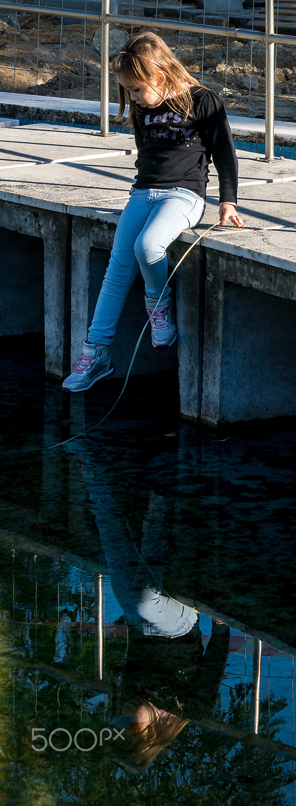Nikon AF-S Nikkor 28-70mm F2.8 ED-IF sample photo. Happy childhood in the park photography