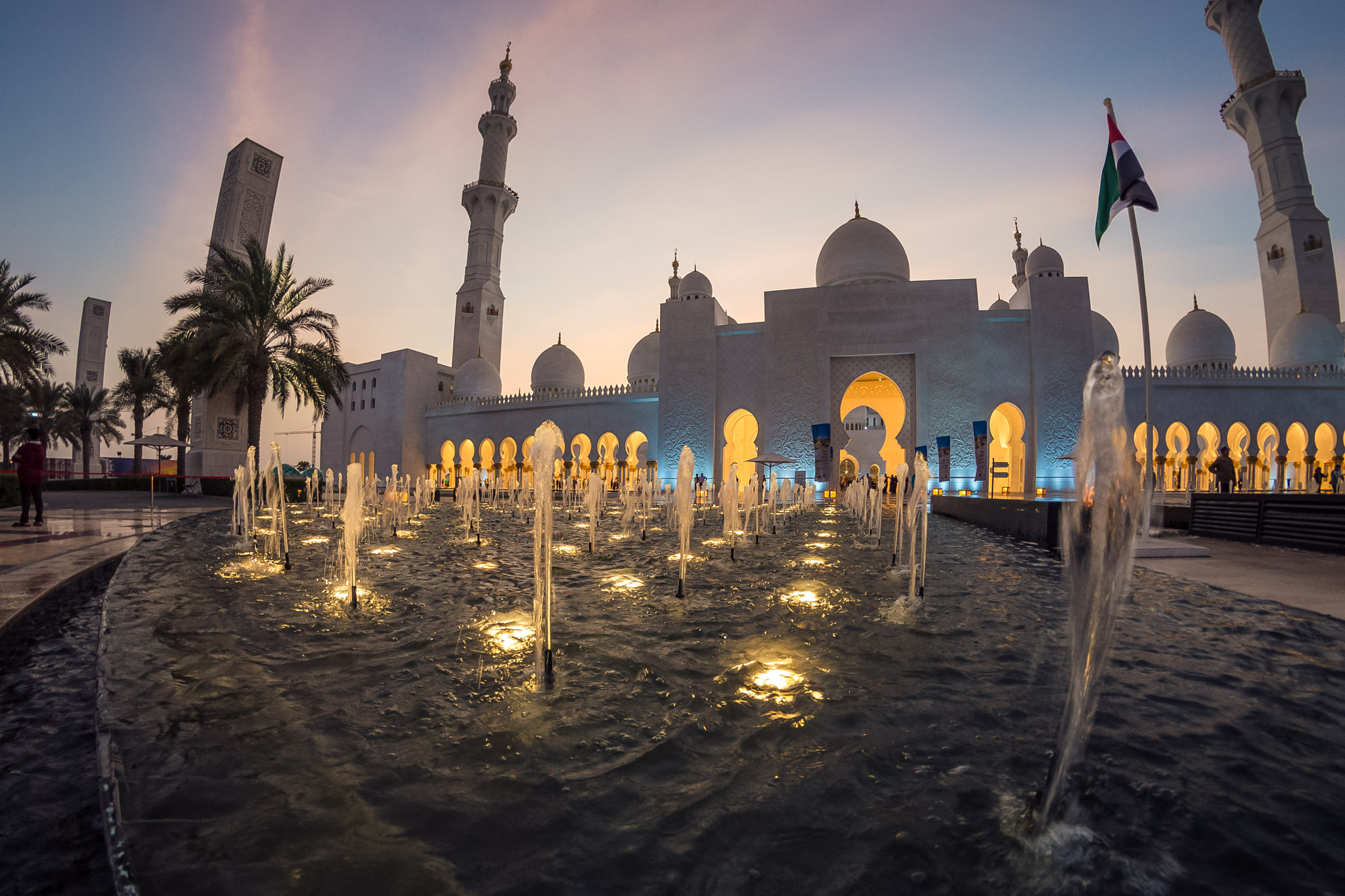 Nikon D3200 + Samyang 8mm F3.5 Aspherical IF MC Fisheye sample photo. Sheikh zayed grand mosque abu dhabi photography