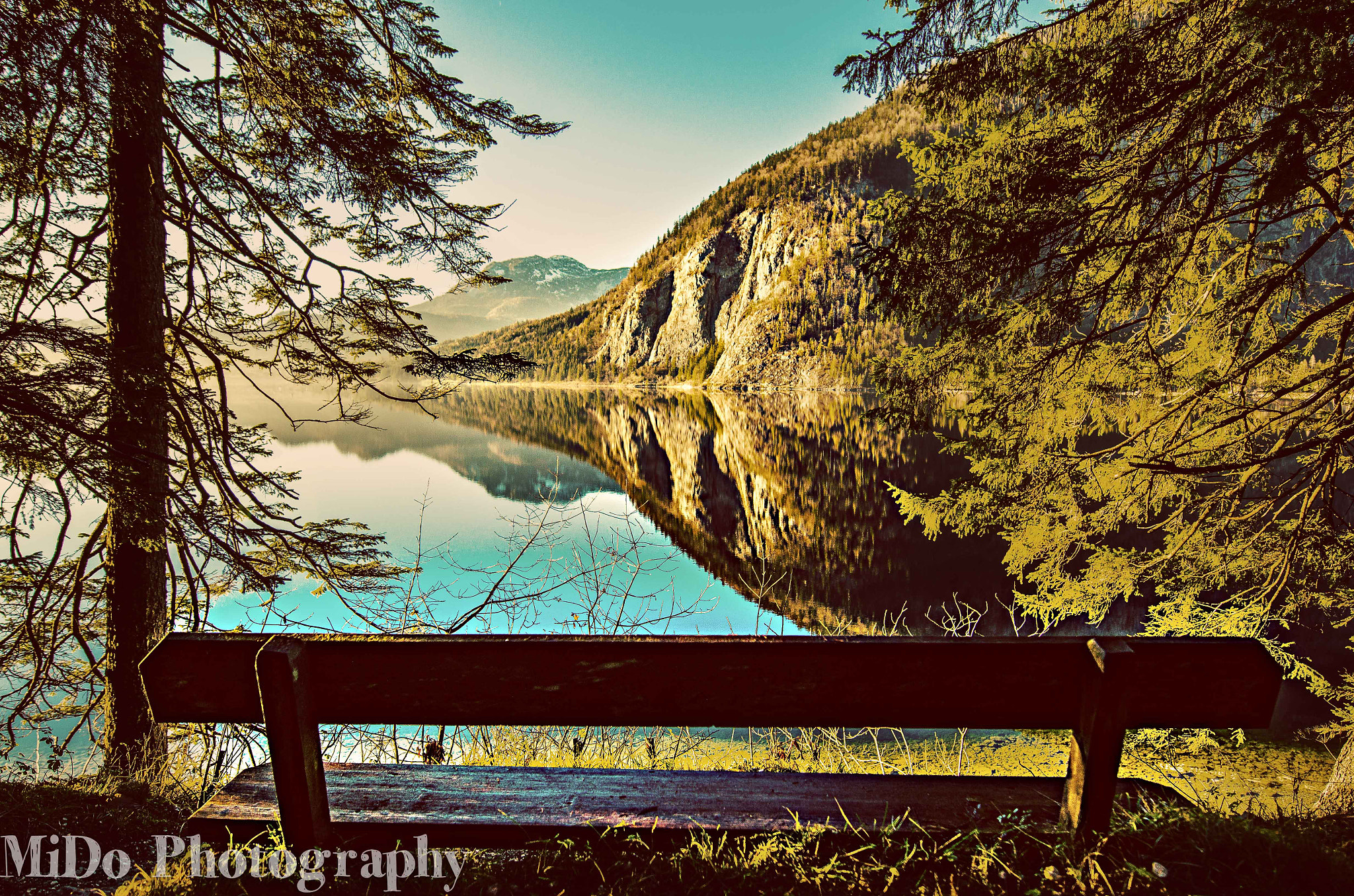 Nikon AF-S Nikkor 14-24mm F2.8G ED sample photo. Bench photography