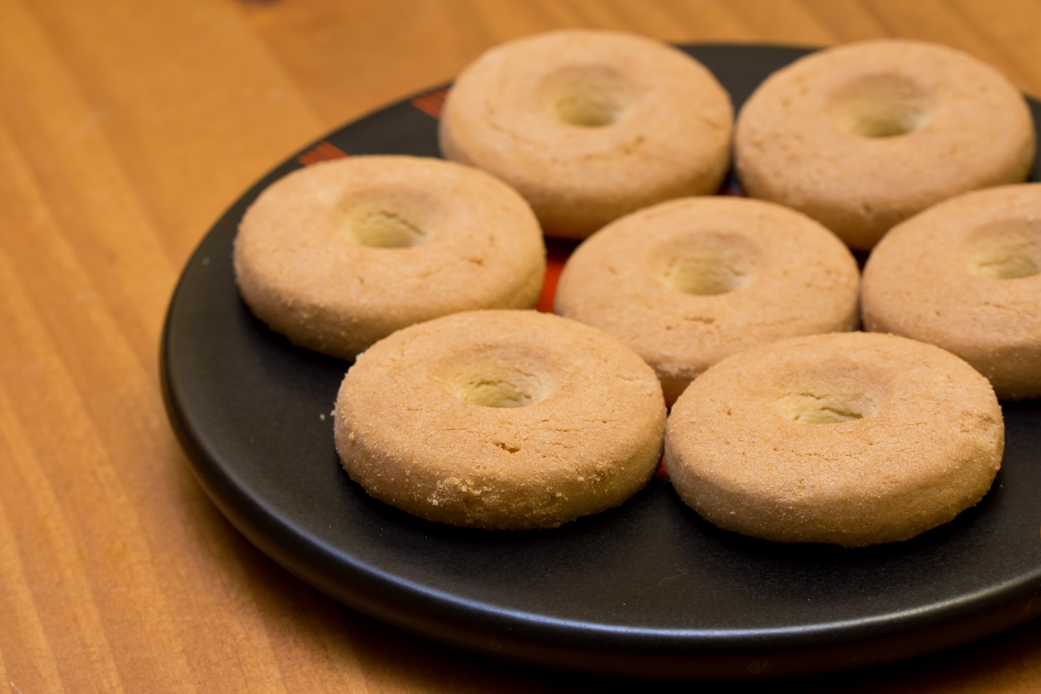 Sony SLT-A77 + Tamron Lens (255) sample photo. Circle shaped cookies photography