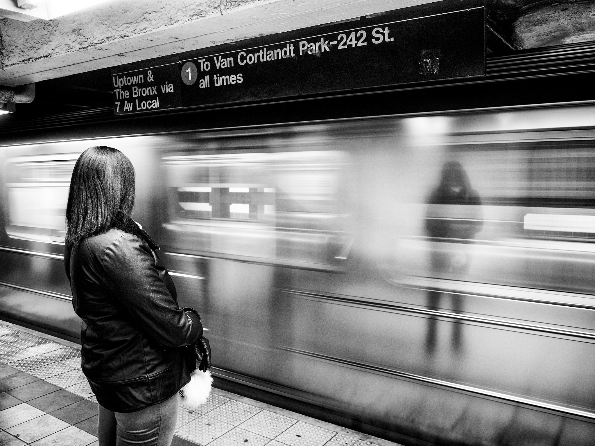 Olympus OM-D E-M10 II + Panasonic Lumix G 14mm F2.5 ASPH sample photo. Deja vu (uptown) photography