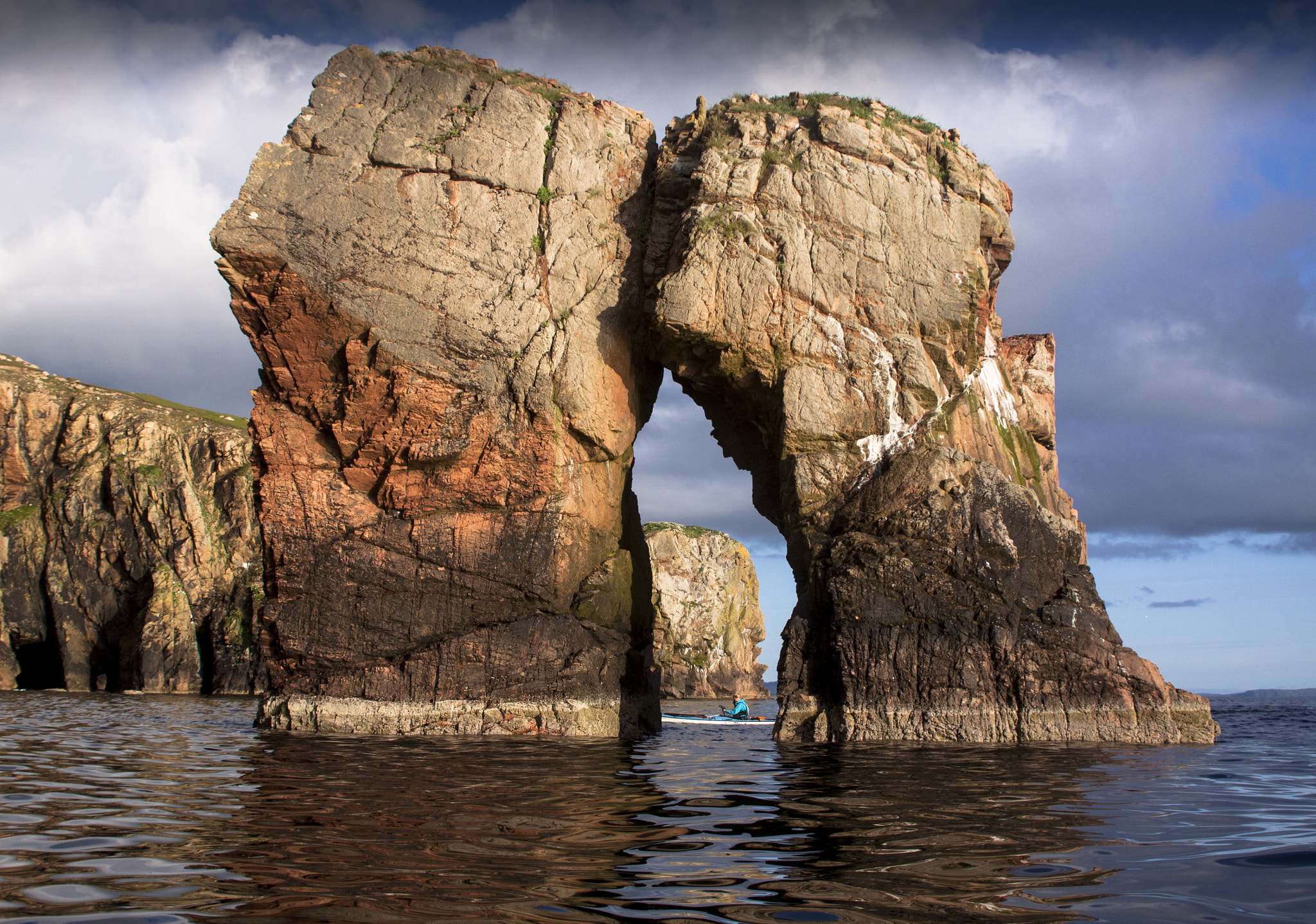 Canon EF 28-200mm F3.5-5.6 USM sample photo. Sea kayaking in shetland photography
