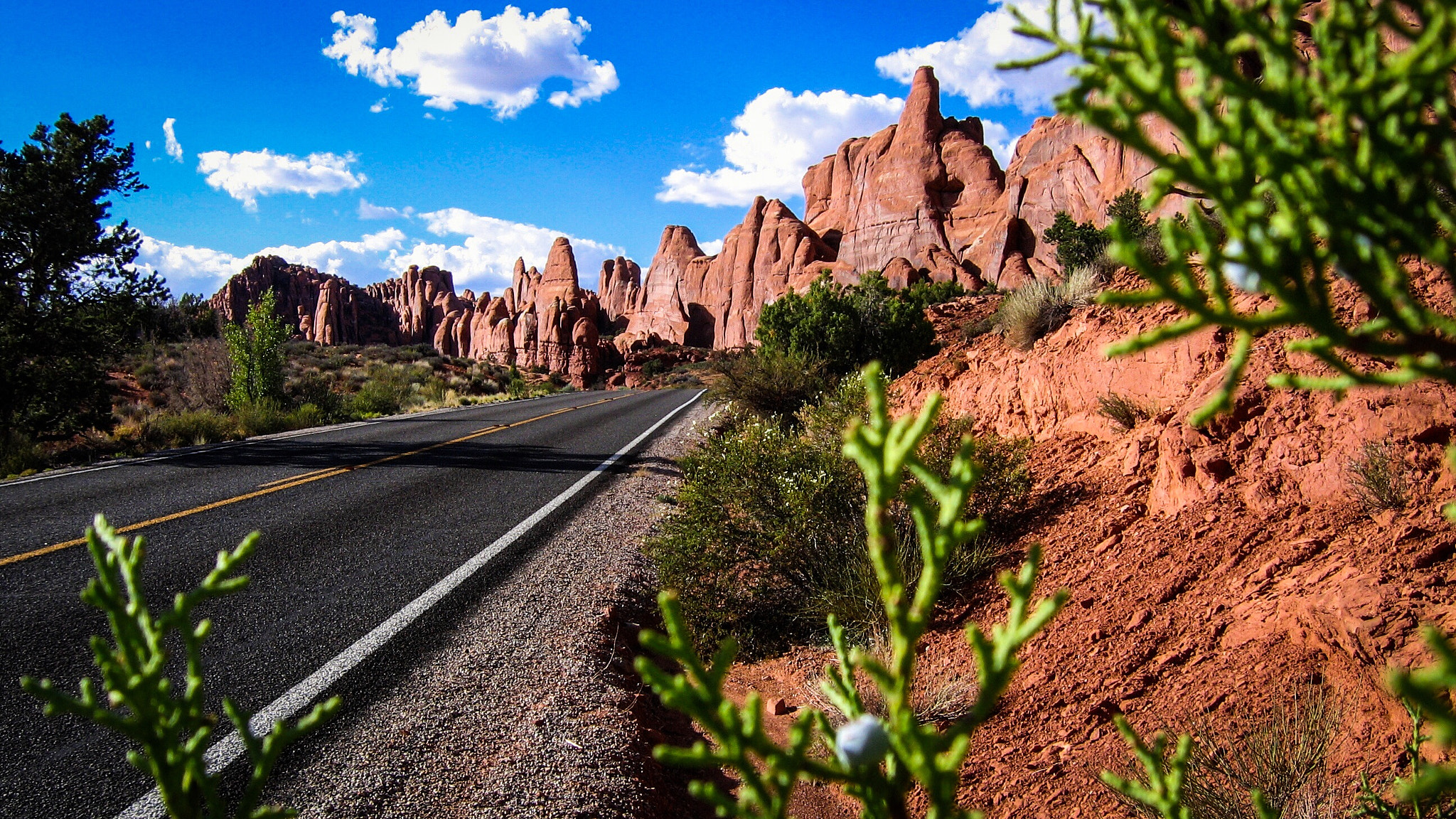 Canon POWERSHOT A95 sample photo. On the road in arches np photography