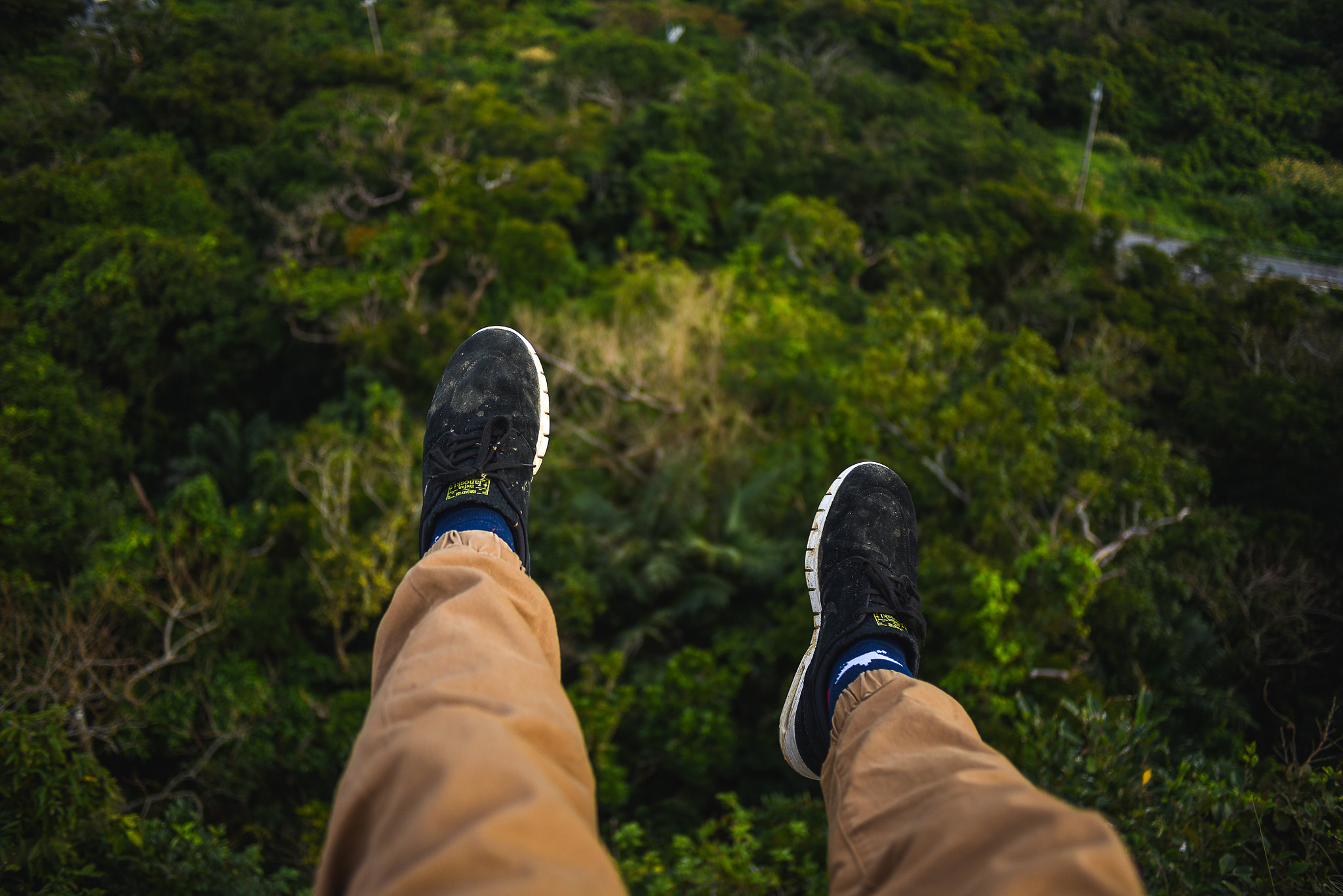 Nikon D750 + Nikon AF Nikkor 28mm F2.8D sample photo. Hanging out photography