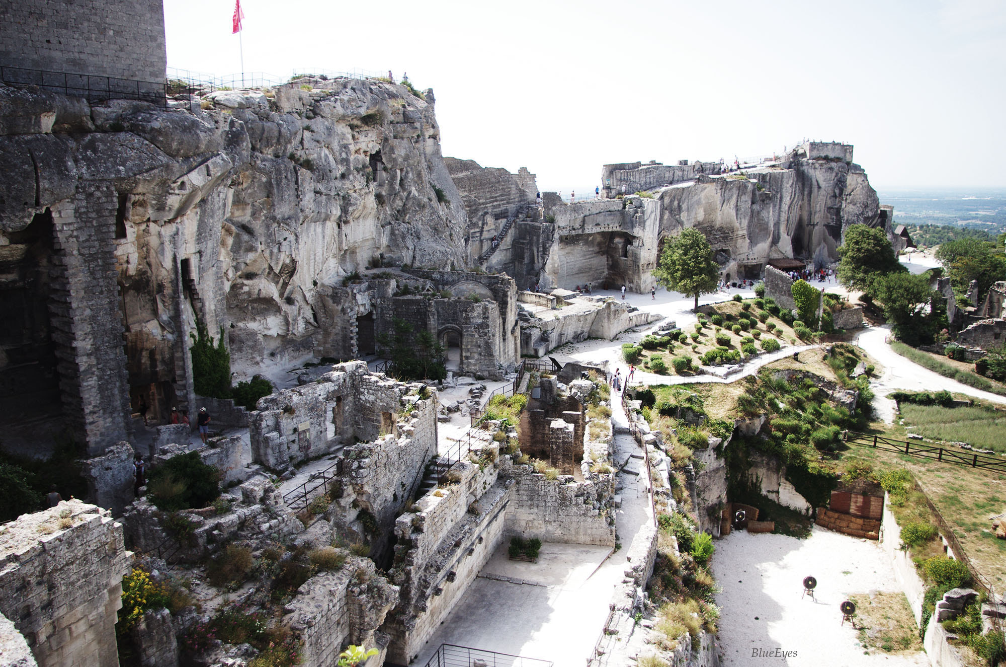 Pentax smc DA 18-55mm F3.5-5.6 AL sample photo. Chateau des baux-de-provence photography