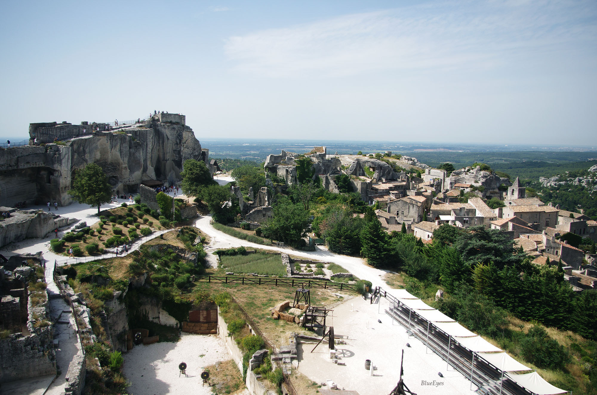 Pentax smc DA 18-55mm F3.5-5.6 AL sample photo. Chateau des baux-de-provence photography