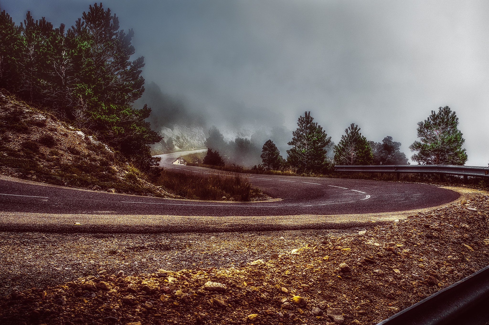 Pentax K-x + smc PENTAX-FA 35-80mm F4-5.6 sample photo. Road to nowhere photography