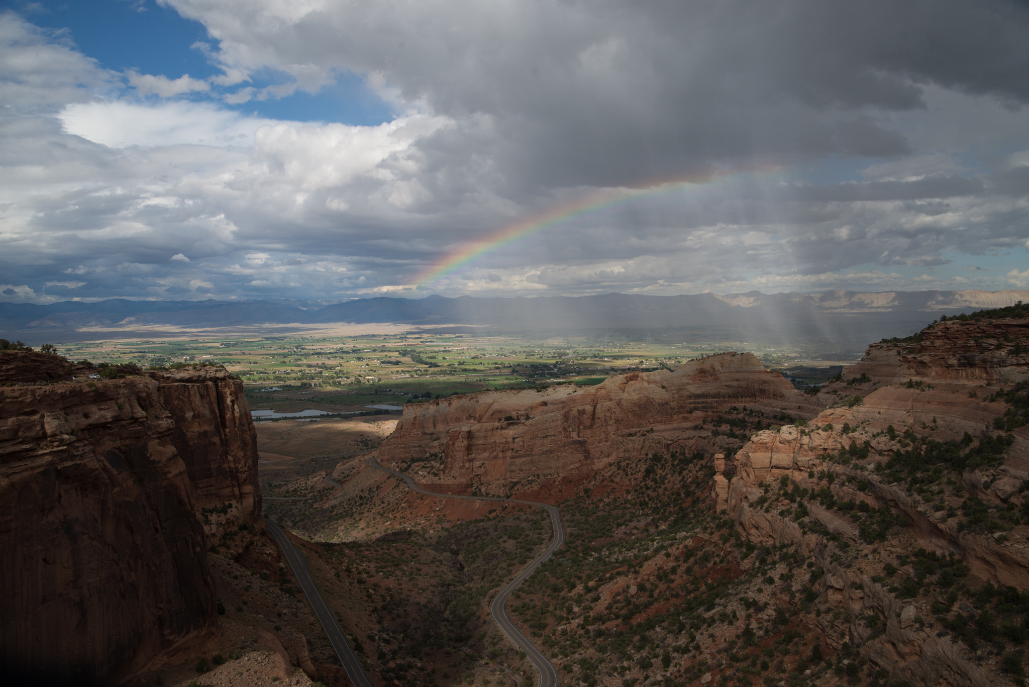 Nikon D600 sample photo. Colorado national monument rainbow photography