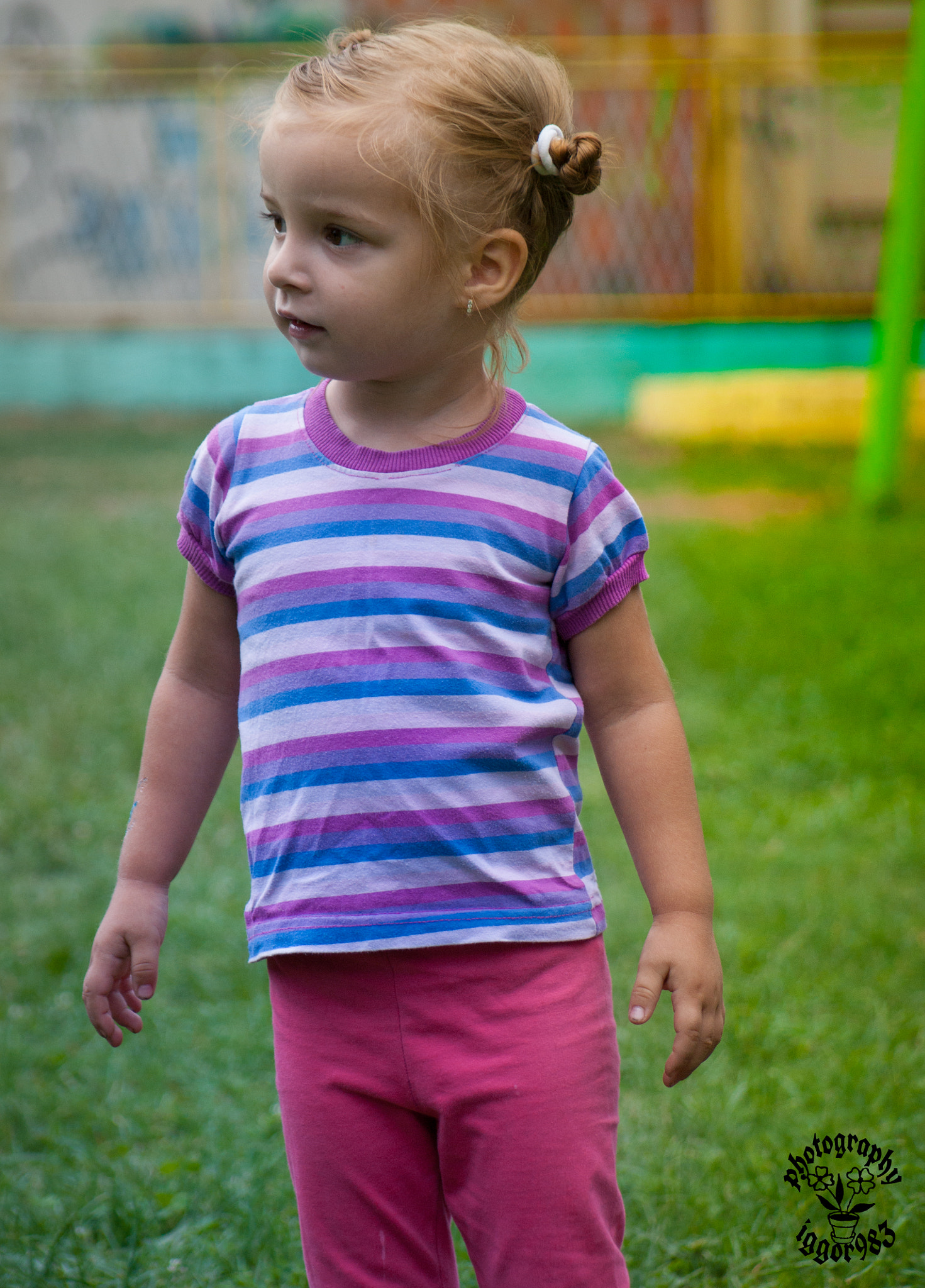 Sony Alpha DSLR-A380 + Minolta AF 70-210mm F4.5-5.6 [II] sample photo. My daughter and son photography