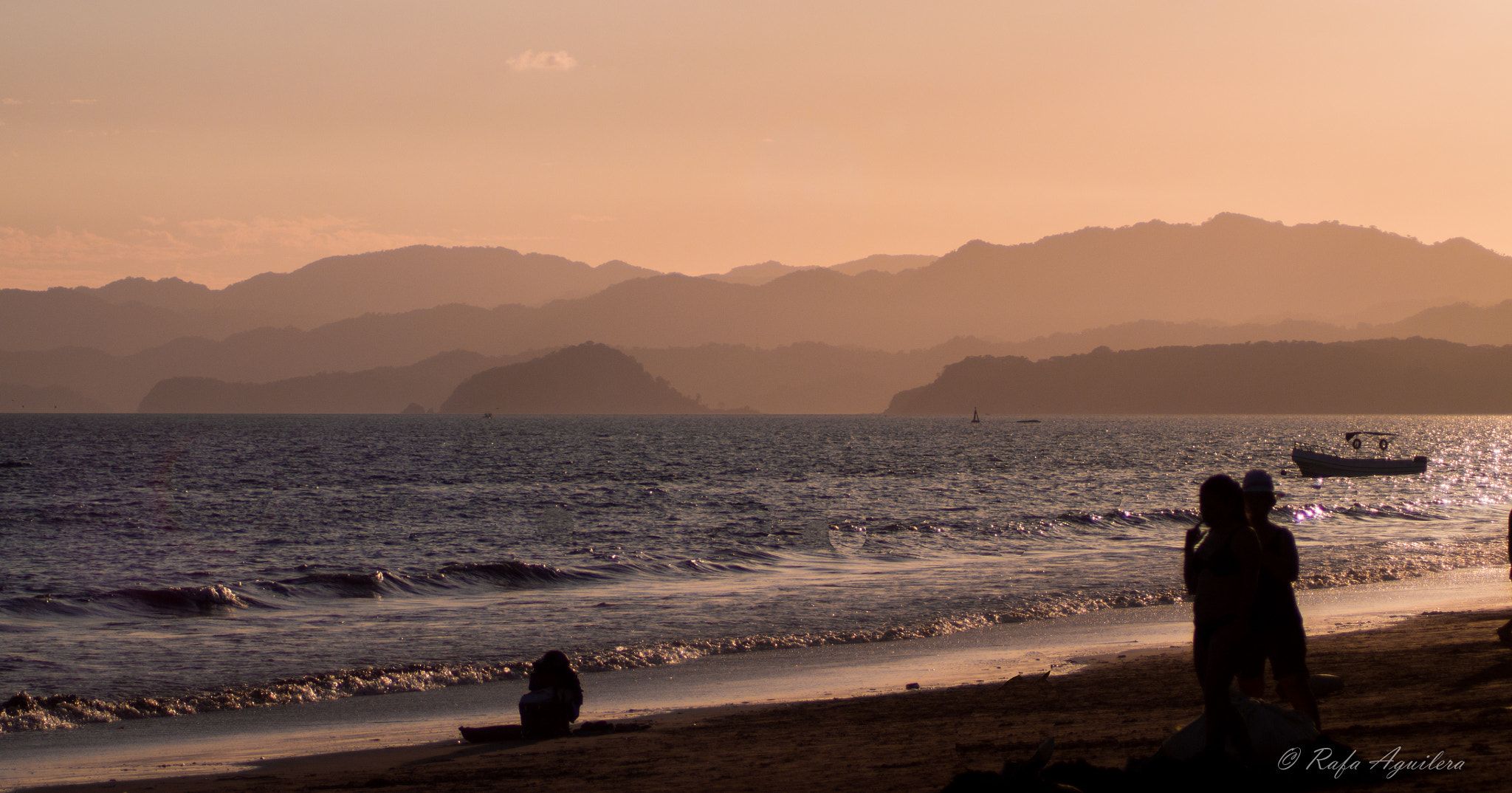 Canon EOS 100D (EOS Rebel SL1 / EOS Kiss X7) sample photo. Atardecer dorado (golden sunset) photography