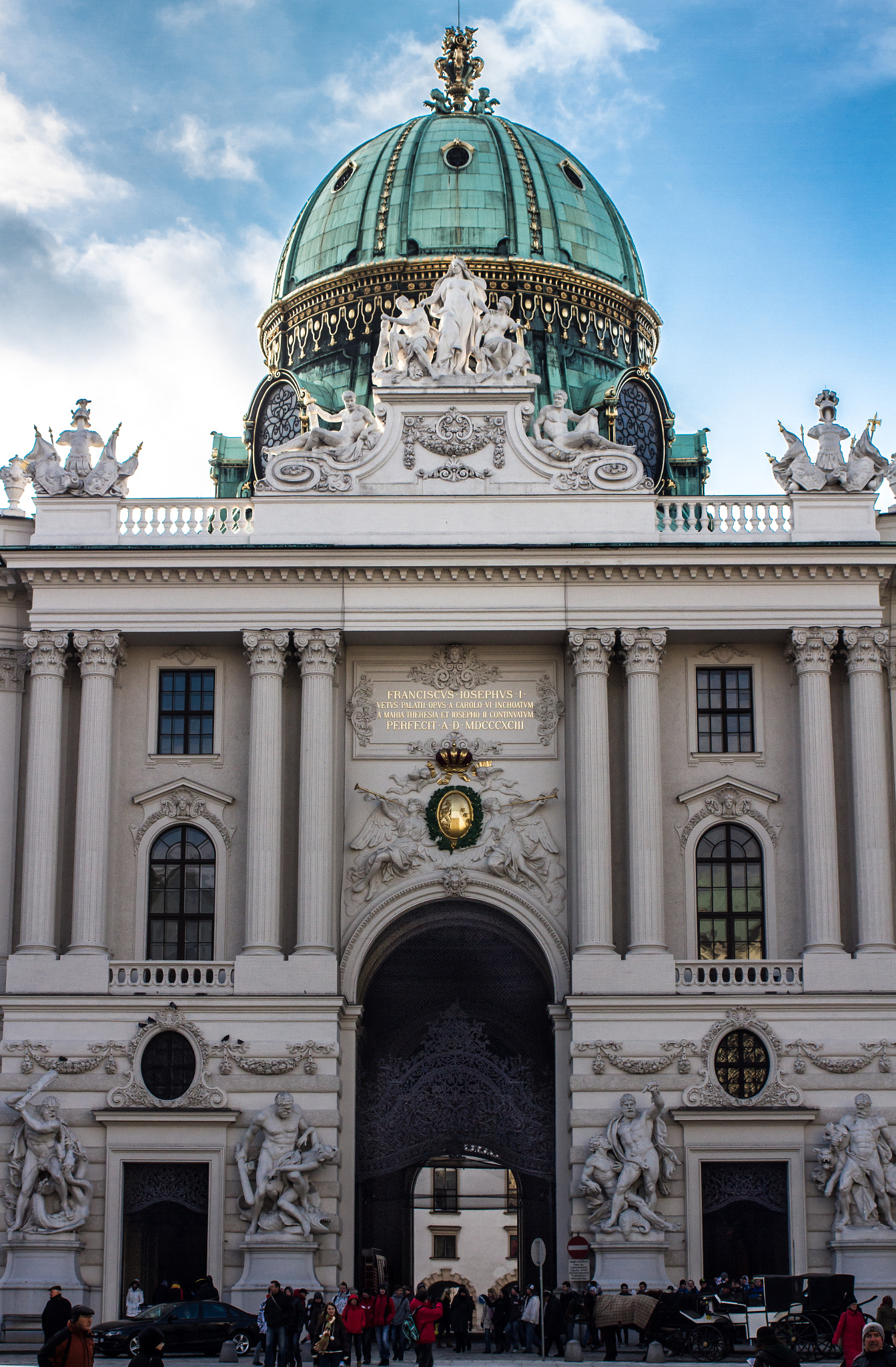 Canon EF 35-70mm f/3.5-4.5A sample photo. Vienna-hofburg photography