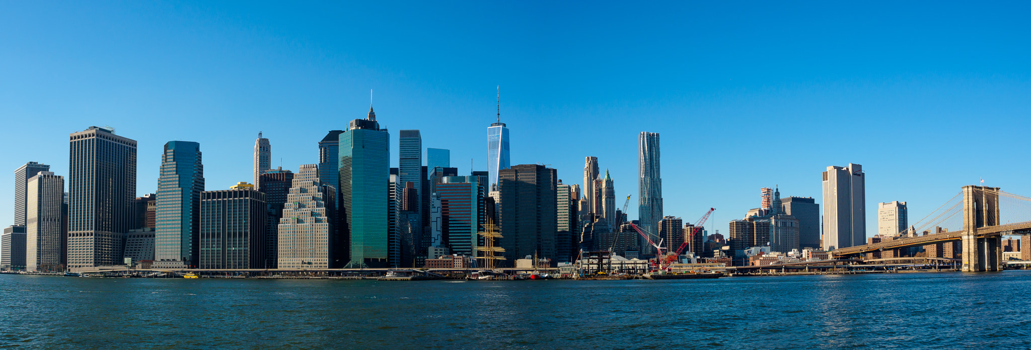 Olympus OM-D E-M5 II + Olympus M.Zuiko Digital 17mm F2.8 Pancake sample photo. Manhattan cityscaspe photography