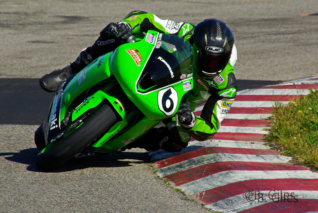 Pentax K10D sample photo. Cornering with purpose photography