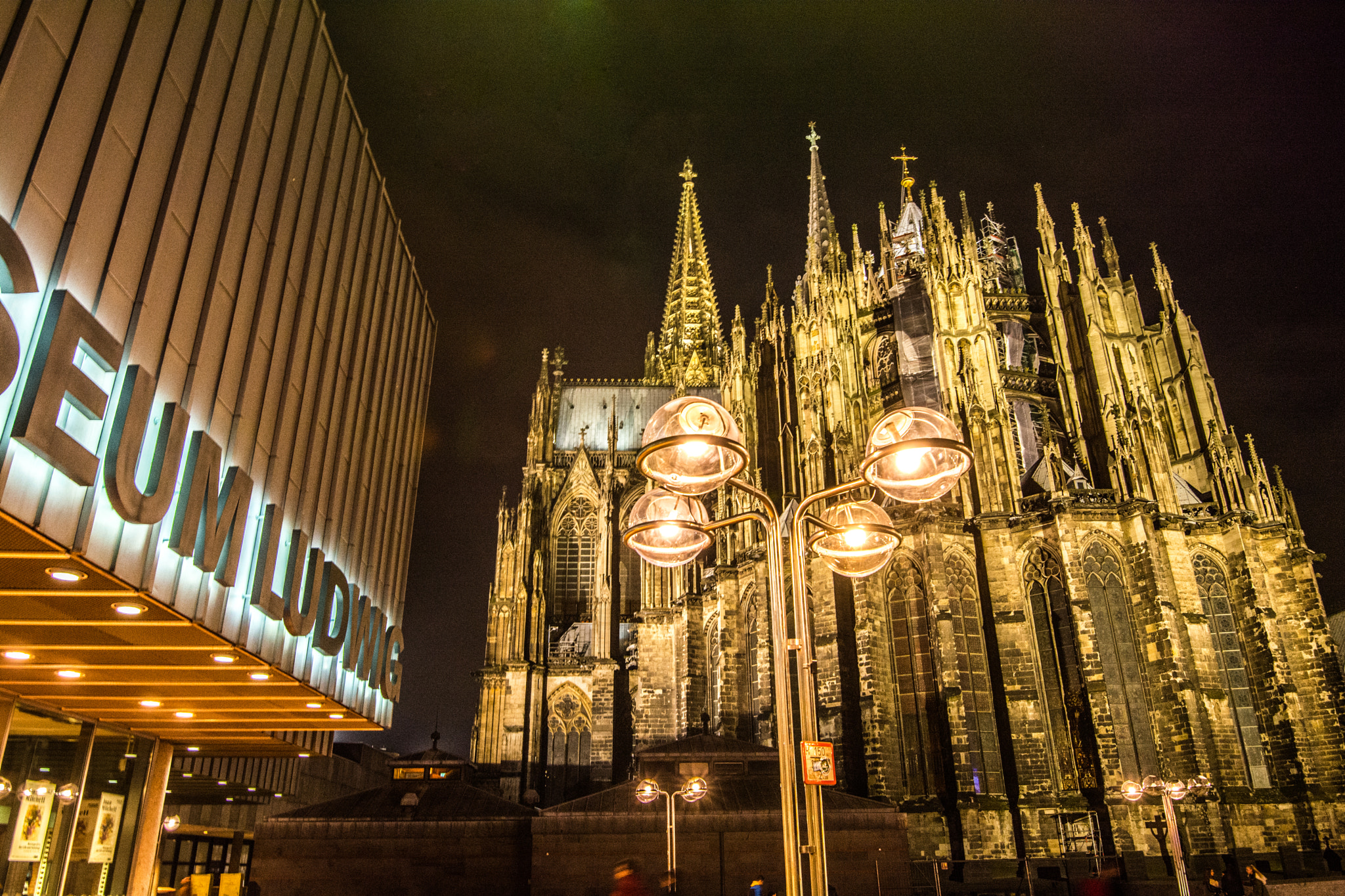 Nikon AF-S Nikkor 16-35mm F4G ED VR sample photo. Cologne photography