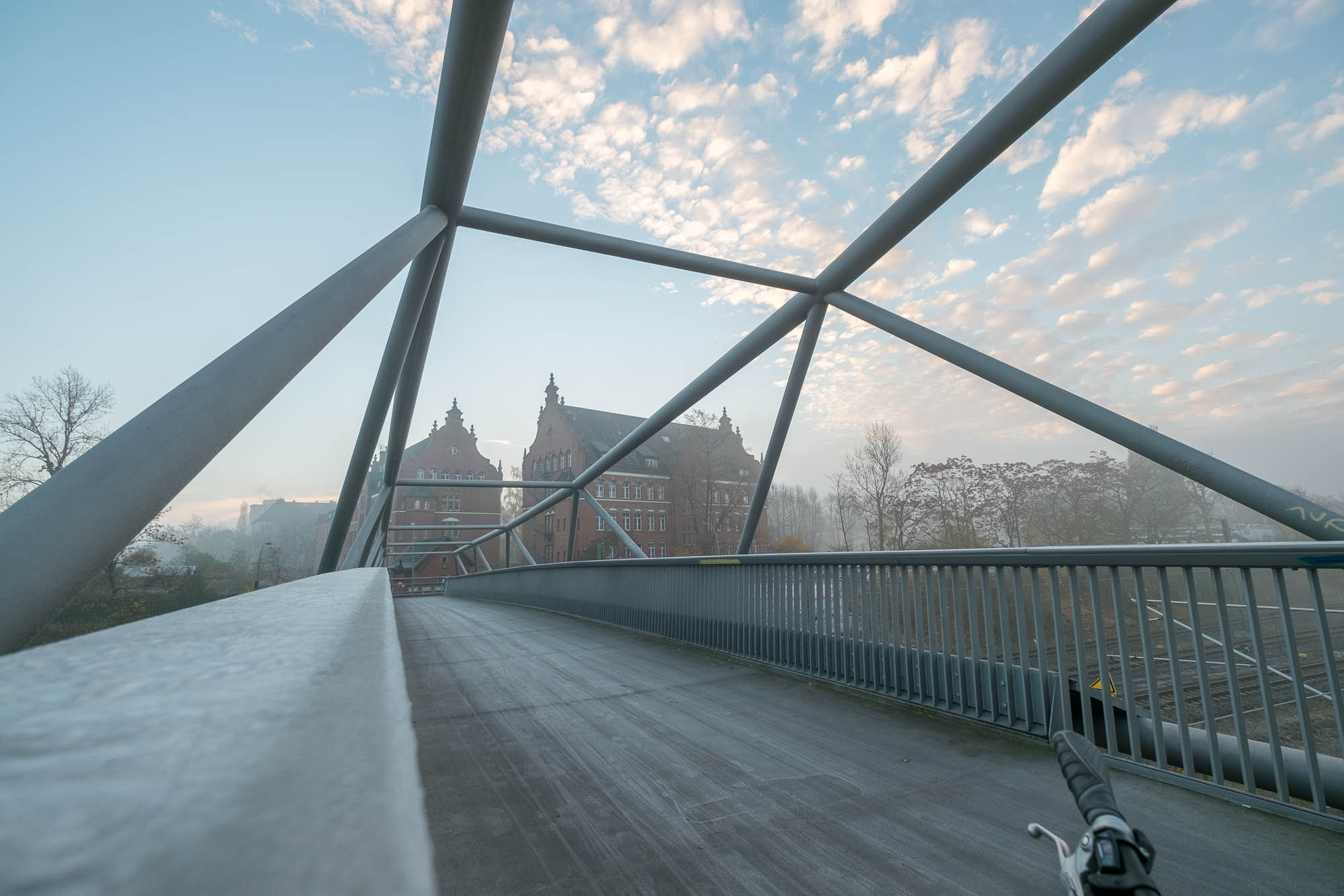 Fujifilm X-M1 + Fujifilm XF 10-24mm F4 R OIS sample photo. Hdr des robert-koch-institut photography