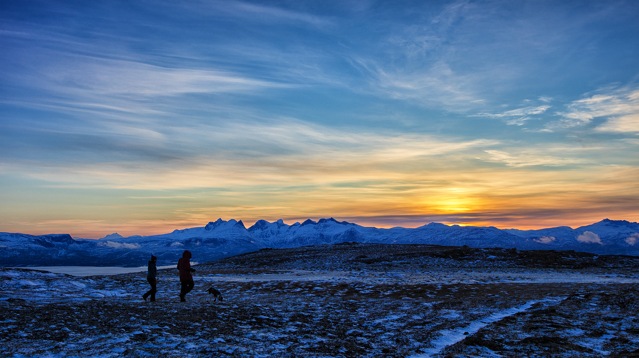 Canon EOS 5DS + Canon EF 16-35mm F2.8L USM sample photo. Løpsfjellet photography