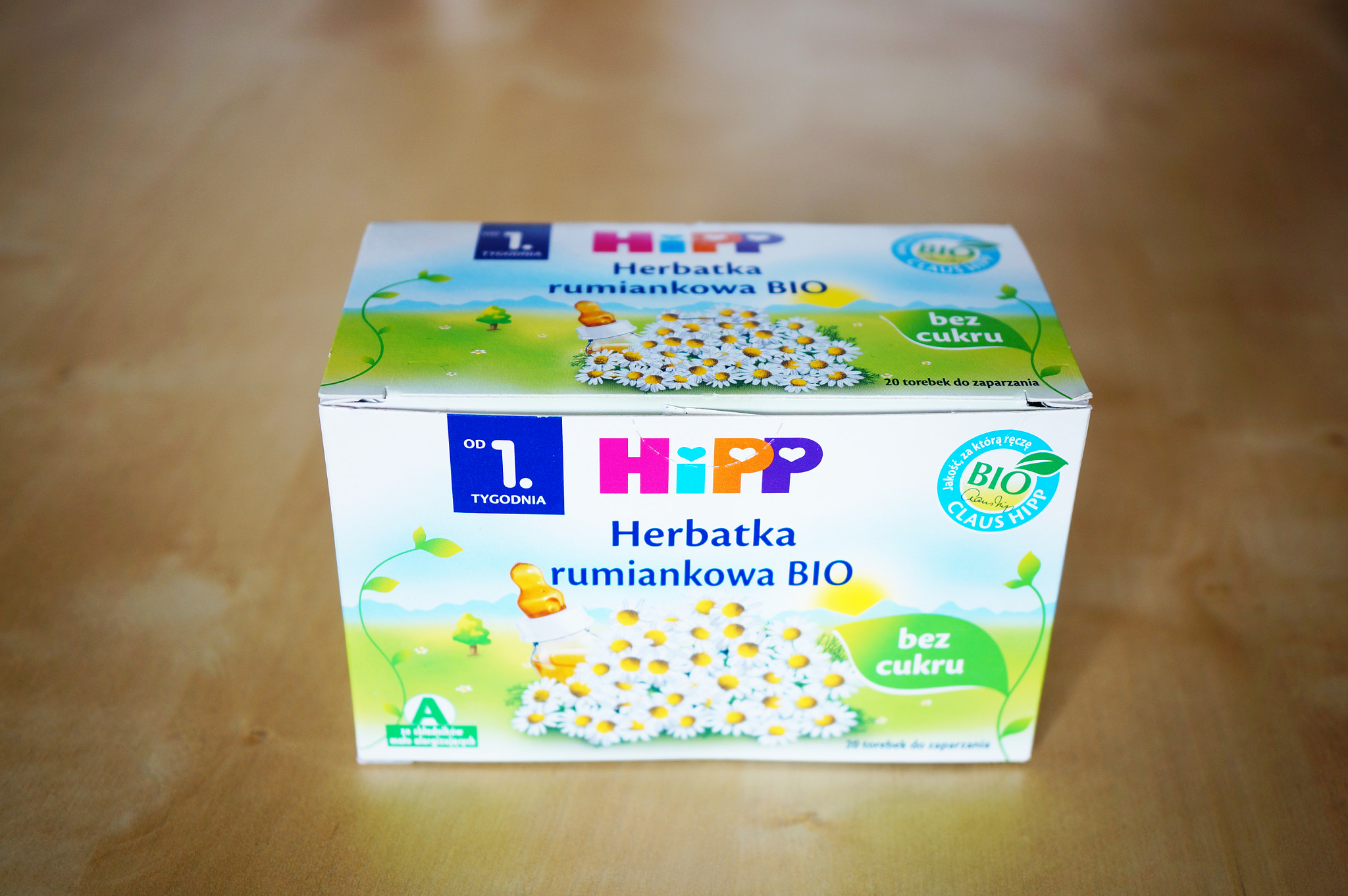 Sony Alpha NEX-5N + Sony E 30mm F3.5 Macro sample photo. Hipp baby camomile tea photography