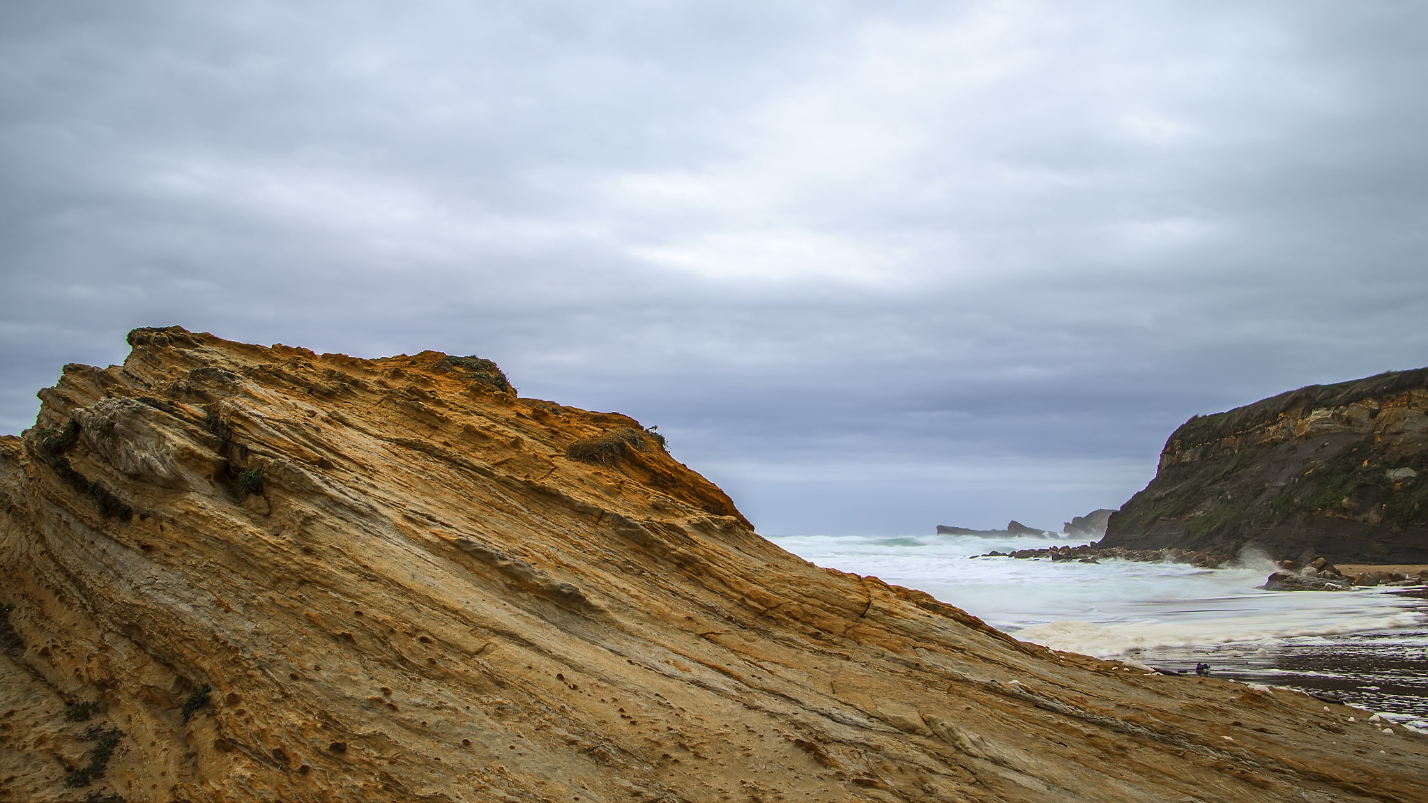 Sony Alpha NEX-C3 + Sony DT 50mm F1.8 SAM sample photo. Liencres photography