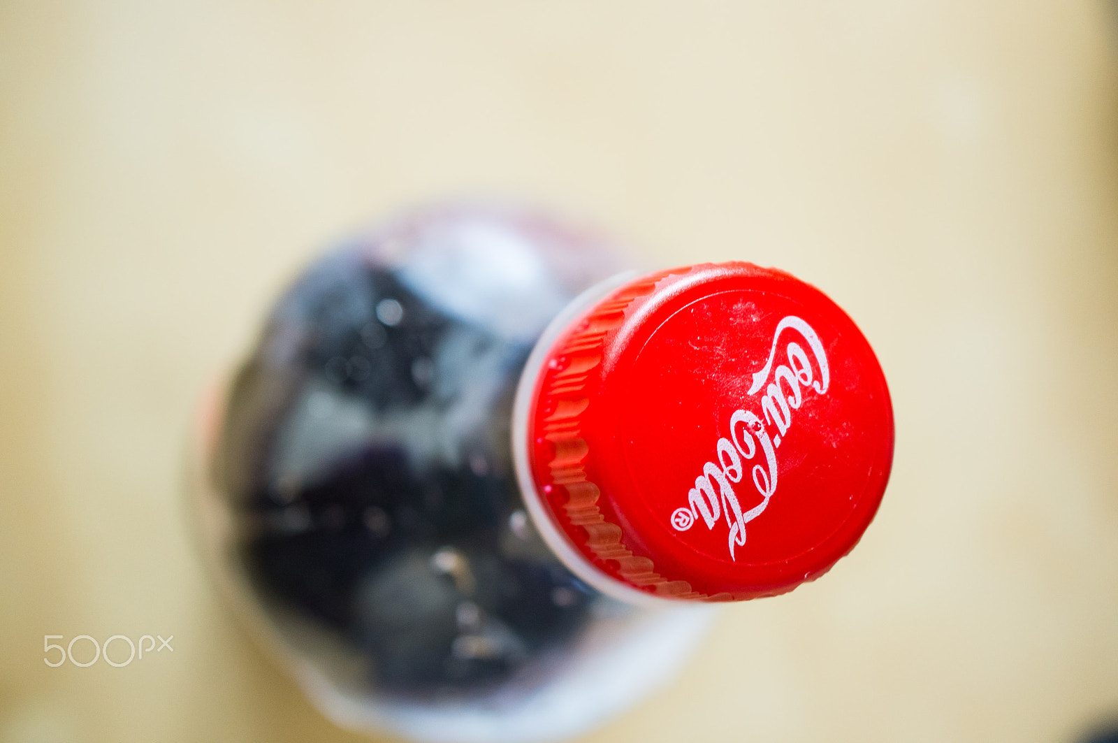 Sony Alpha NEX-5N + Sony E 30mm F3.5 Macro sample photo. Bottle cap photography