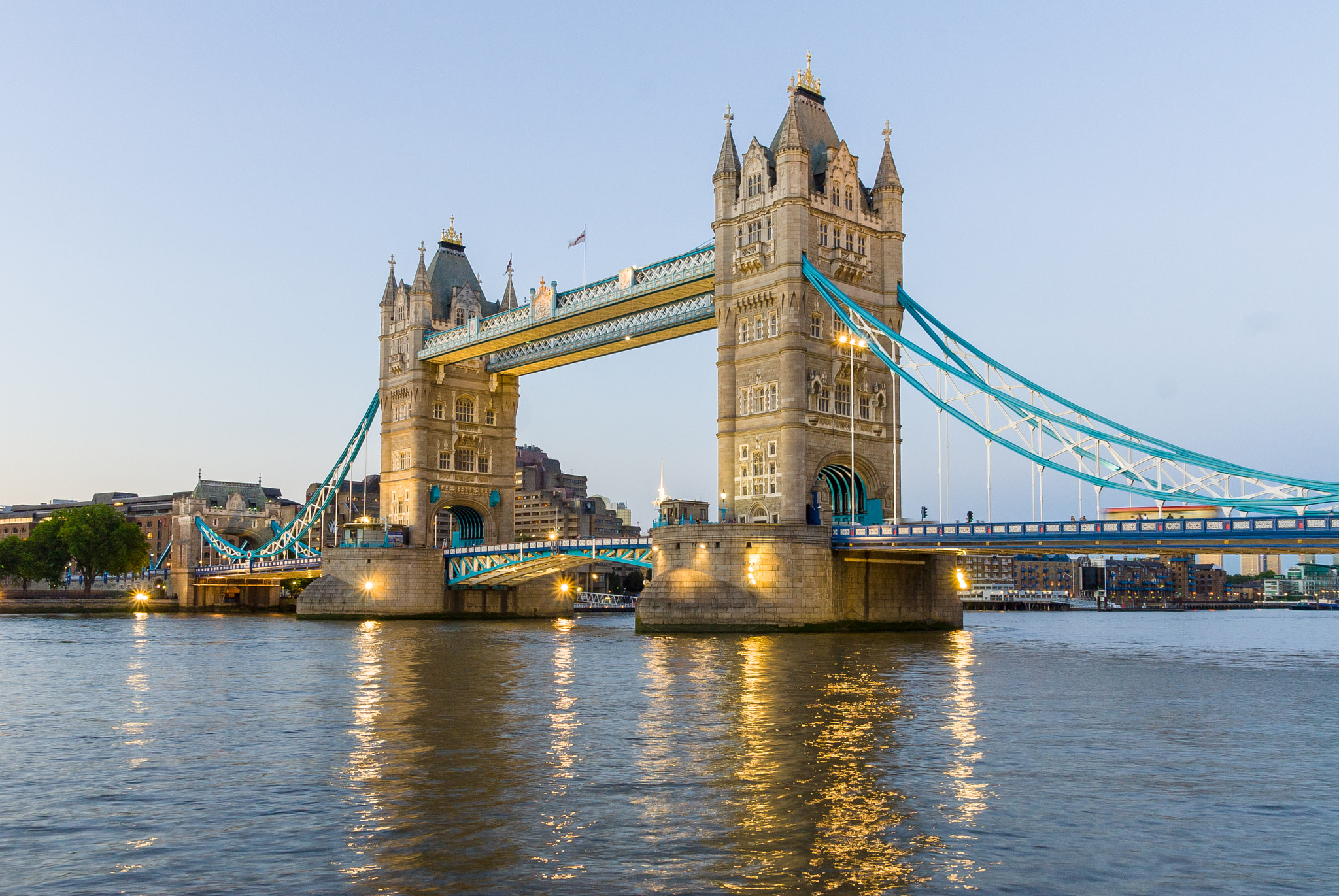 Sony Alpha DSLR-A300 sample photo. Tower bridge photography