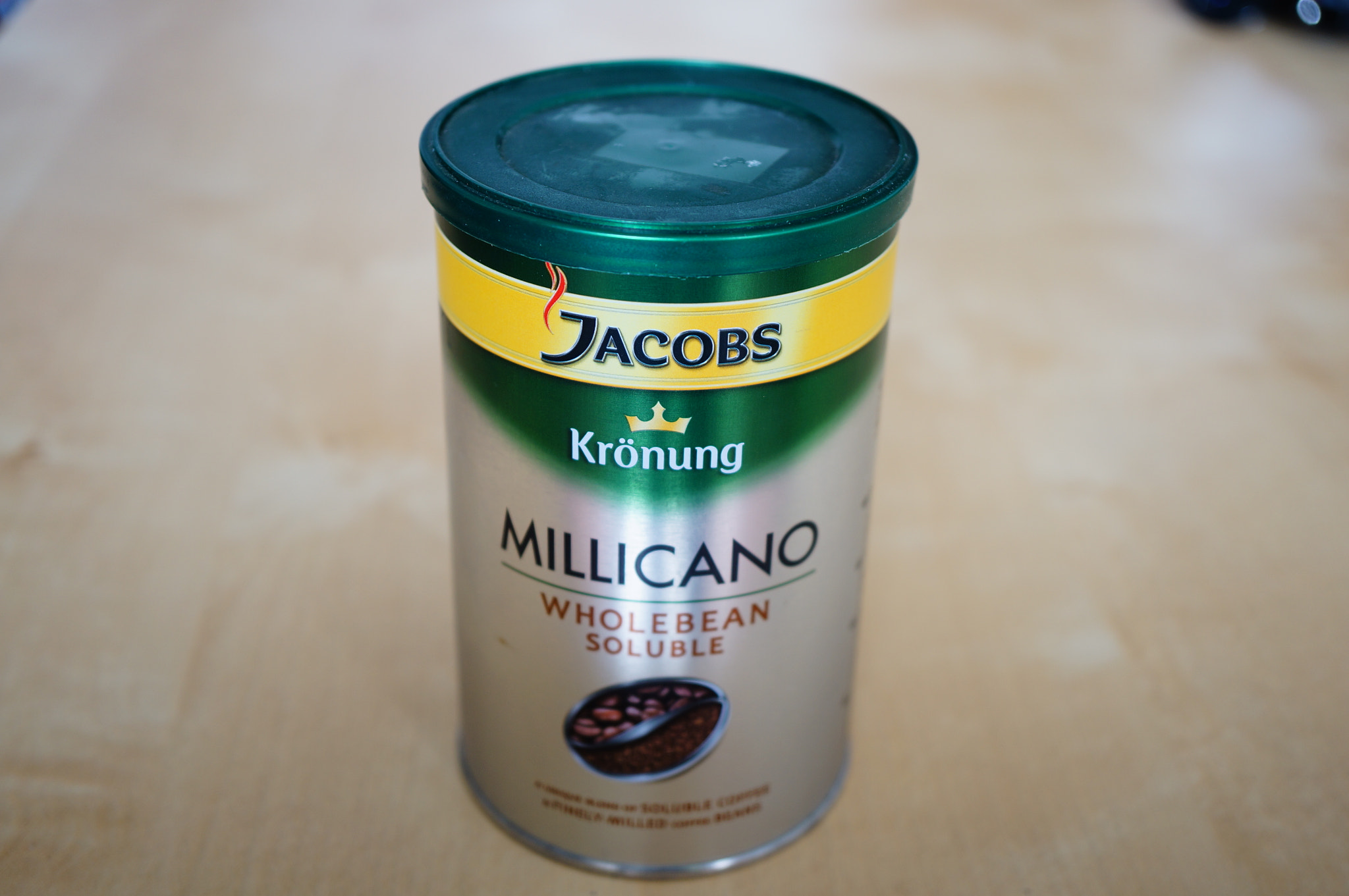 Sony Alpha NEX-5N + Sony E 30mm F3.5 Macro sample photo. Kronung millicano instant coffee photography