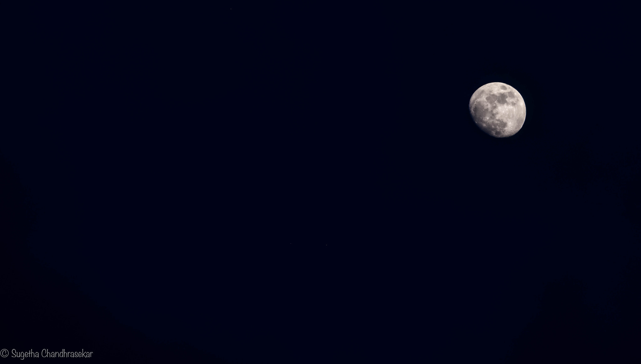 Nikon D5500 + Sigma 28-300mm F3.5-6.3 DG Macro sample photo. Night moon photography