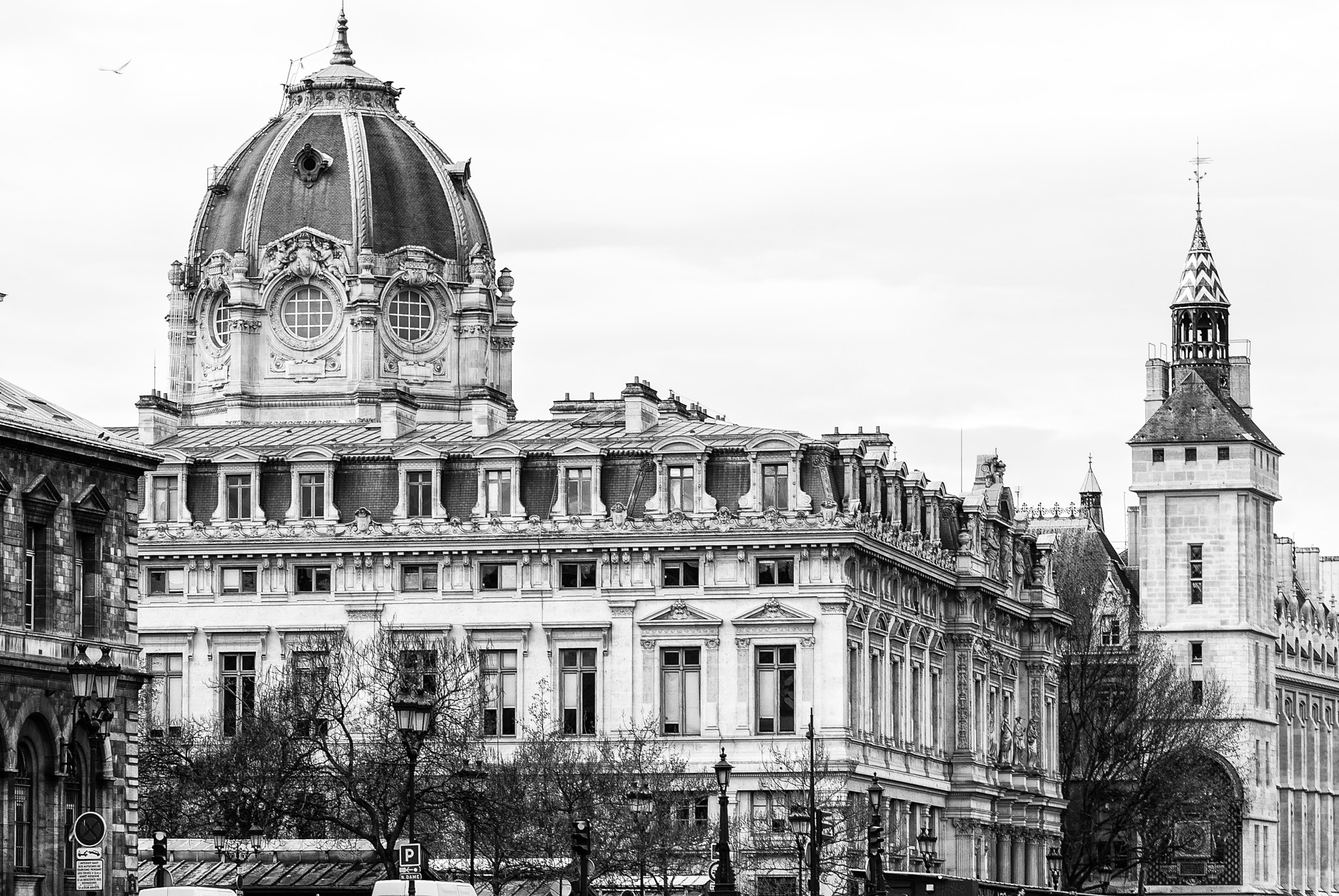 Sigma 105mm F2.8 EX DG OS HSM sample photo. Bank of the seine, paris photography