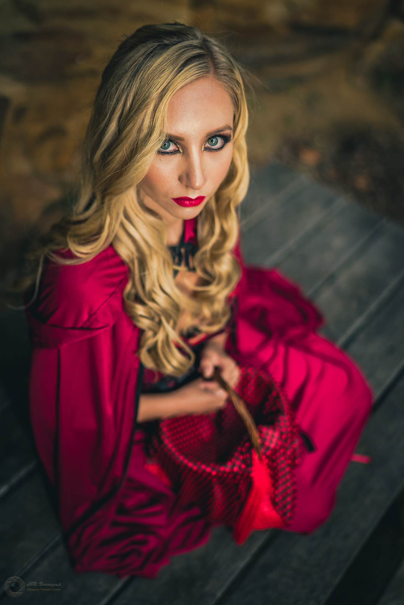 Sony a7S II + Sony Distagon T* FE 35mm F1.4 ZA sample photo. Red riding hood photography