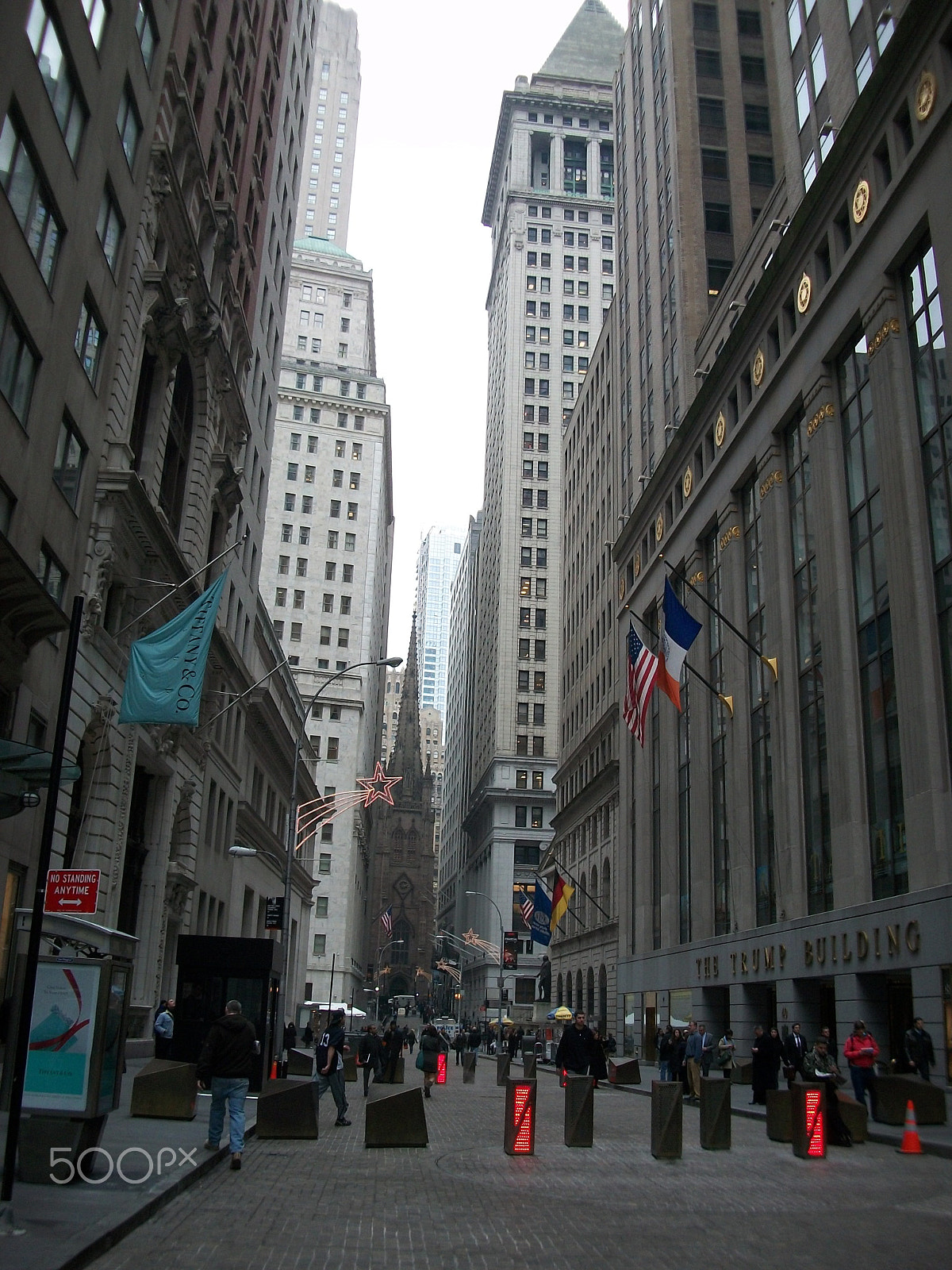 Kodak EASYSHARE C180 DIGITAL CAMERA sample photo. Wall street photography
