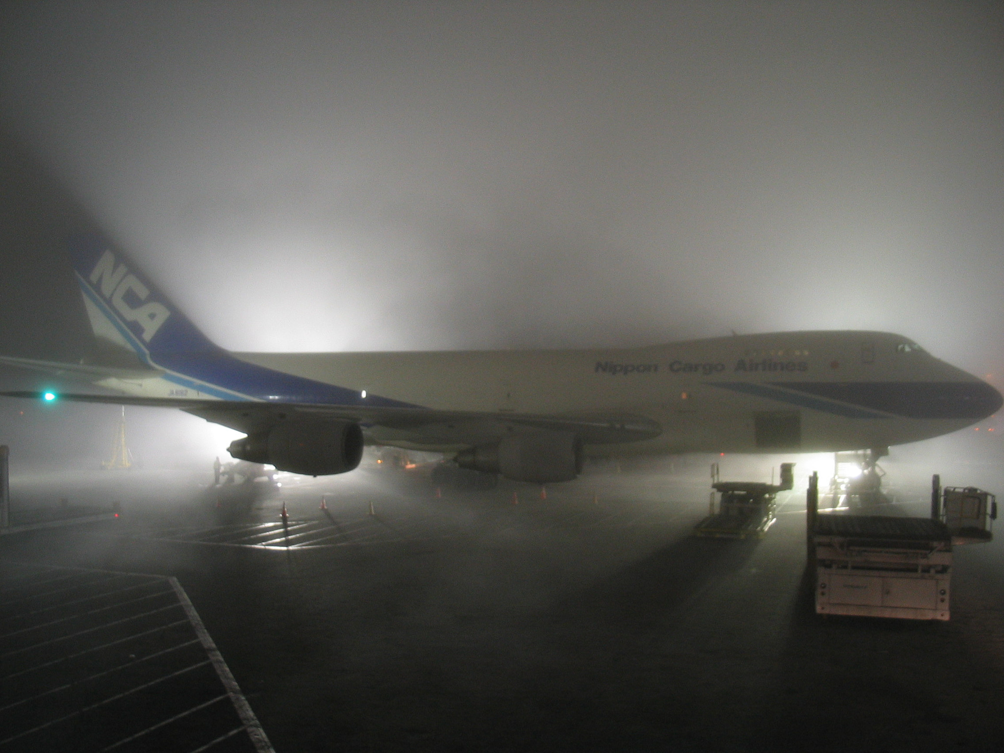 Canon POWERSHOT G3 sample photo. Ground fog photography