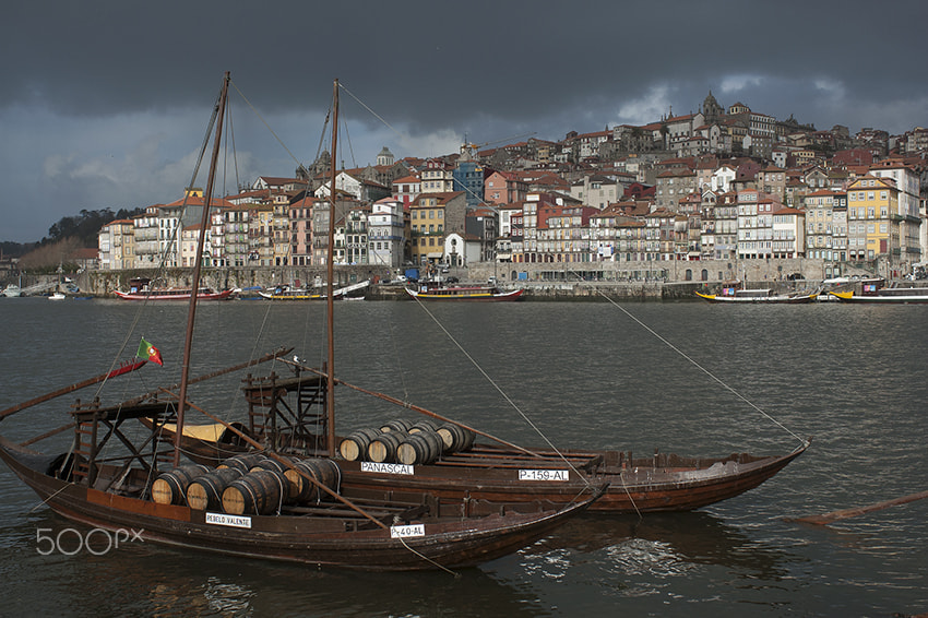 Nikon AF-S Nikkor 28-70mm F2.8 ED-IF sample photo. Porto photography