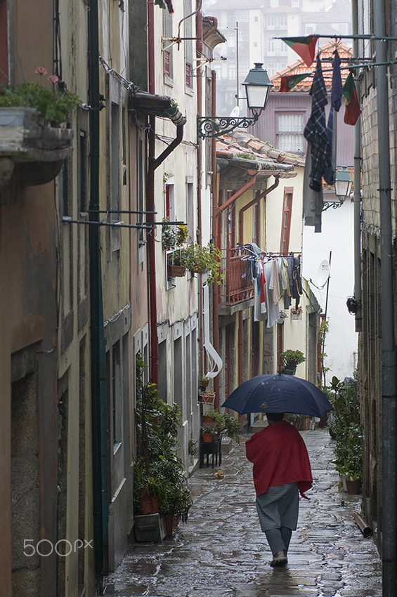 AF Zoom-Nikkor 80-200mm f/2.8 ED sample photo. Porto photography