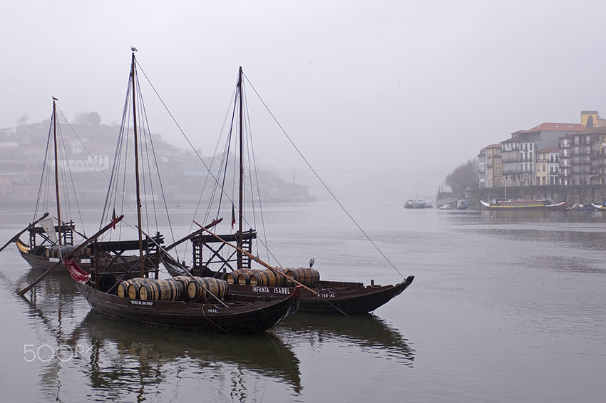 Nikon AF-S Nikkor 28-70mm F2.8 ED-IF sample photo. Porto photography