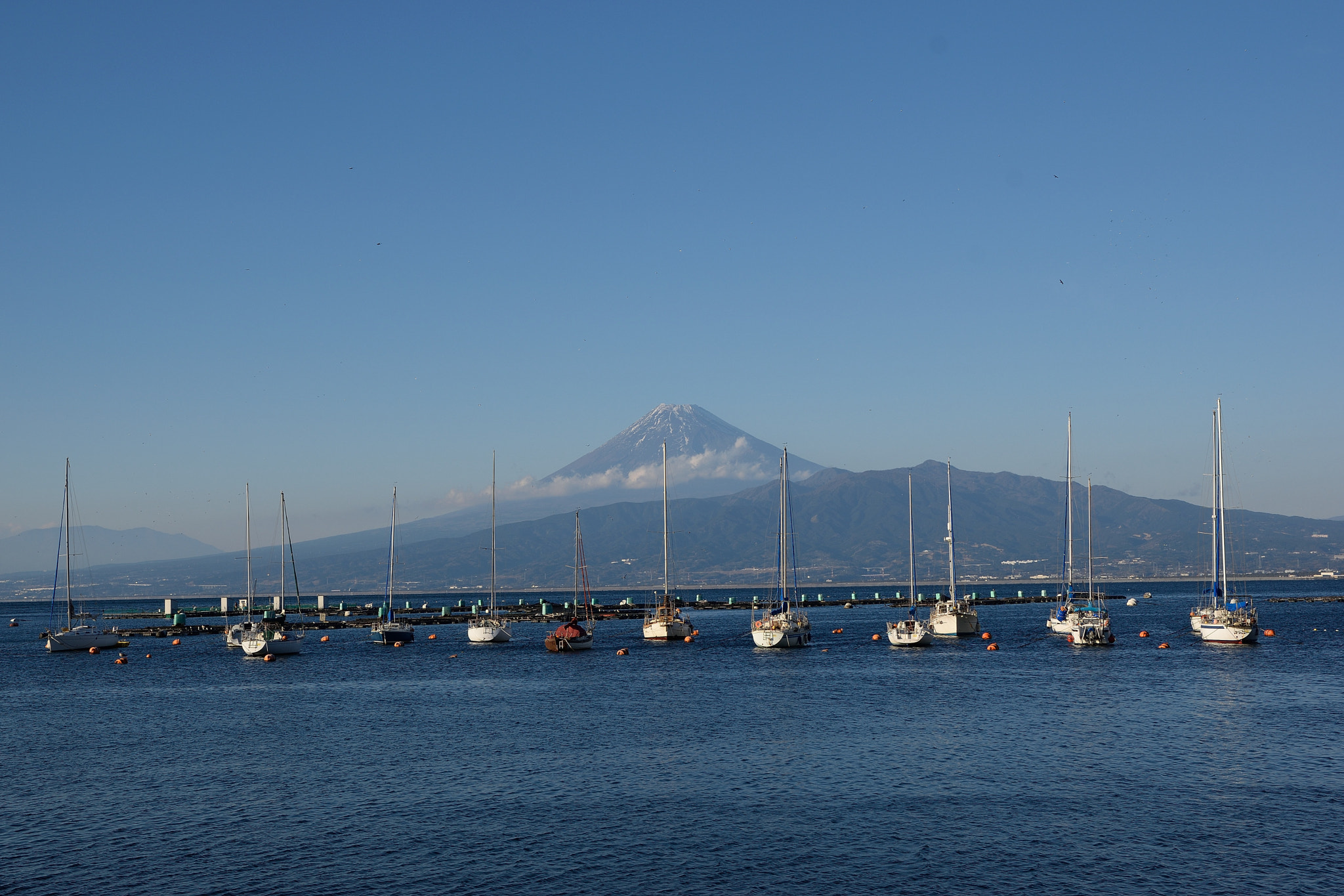 Sigma 17-70mm F2.8-4 DC Macro OS HSM | C sample photo. Mt.fuji20160110 photography