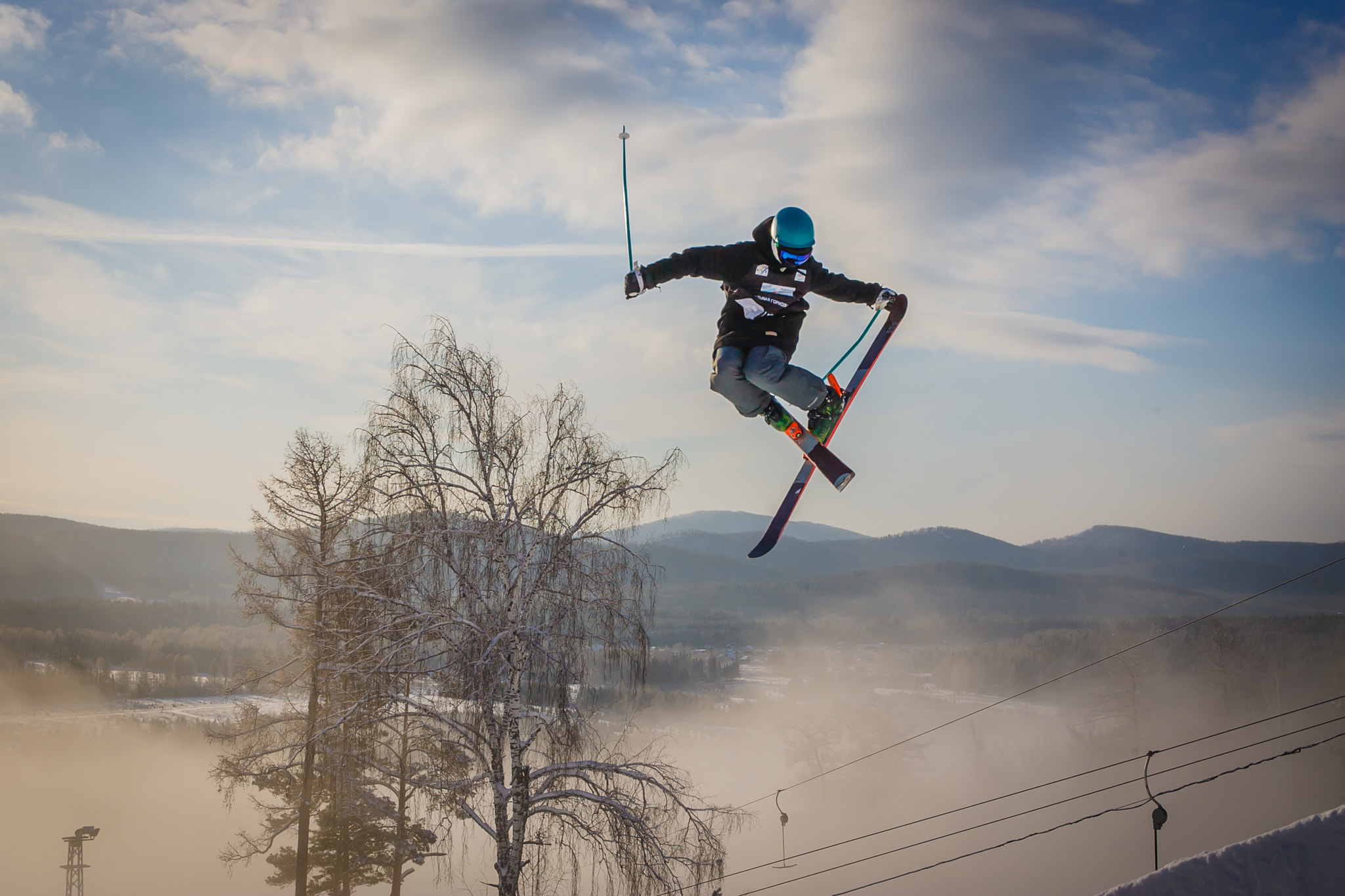 Sigma 24-35mm F2 DG HSM Art sample photo. Freeskiing photography