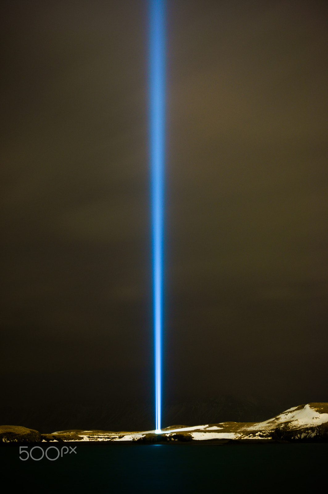 Sony Alpha NEX-5R + Sony E 35mm F1.8 OSS sample photo. Imagine peace tower photography