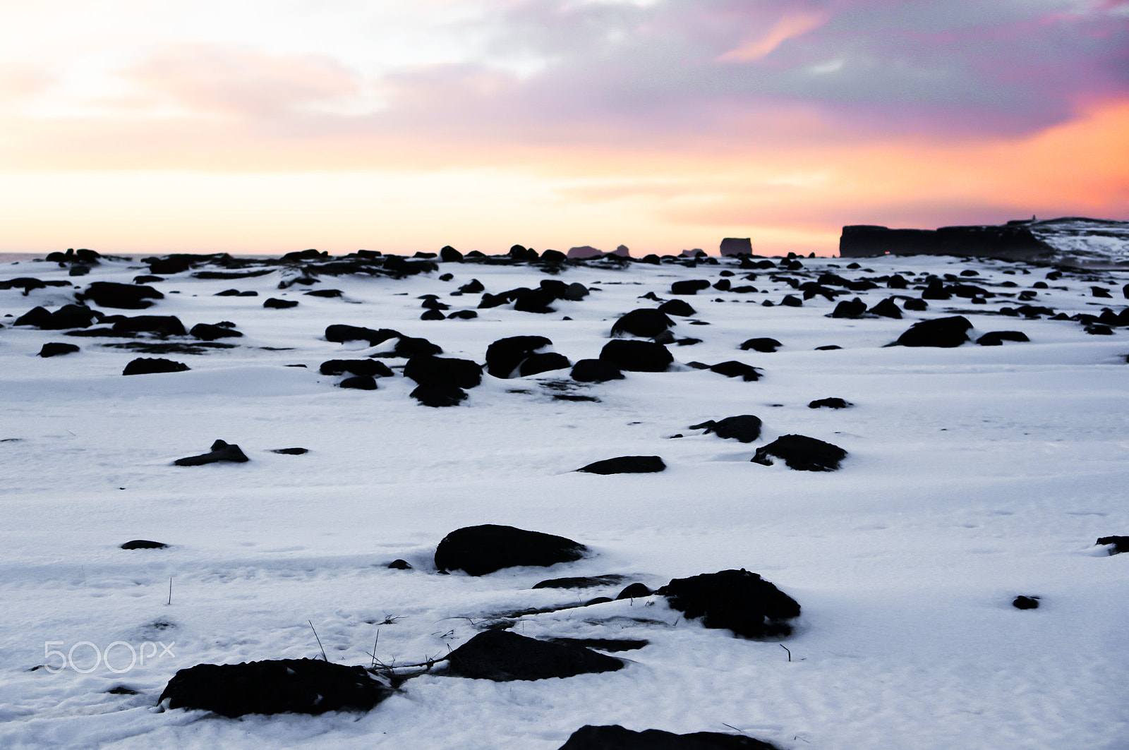 Sony Alpha NEX-5R + Sony E 35mm F1.8 OSS sample photo. Reynisdrangar, iceland photography