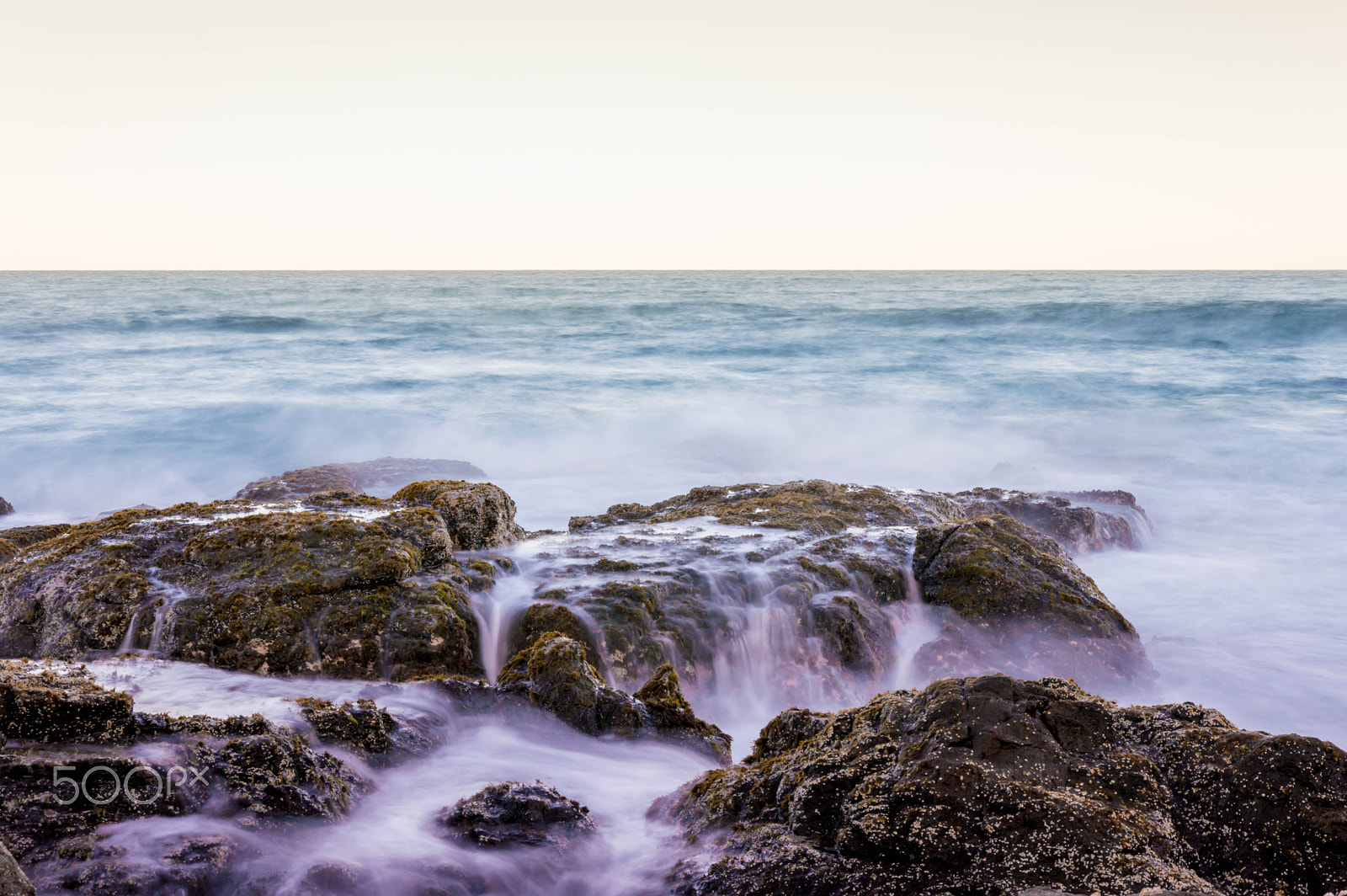 Nikon D3200 + Sigma 18-35mm F1.8 DC HSM Art sample photo. On the rocks photography