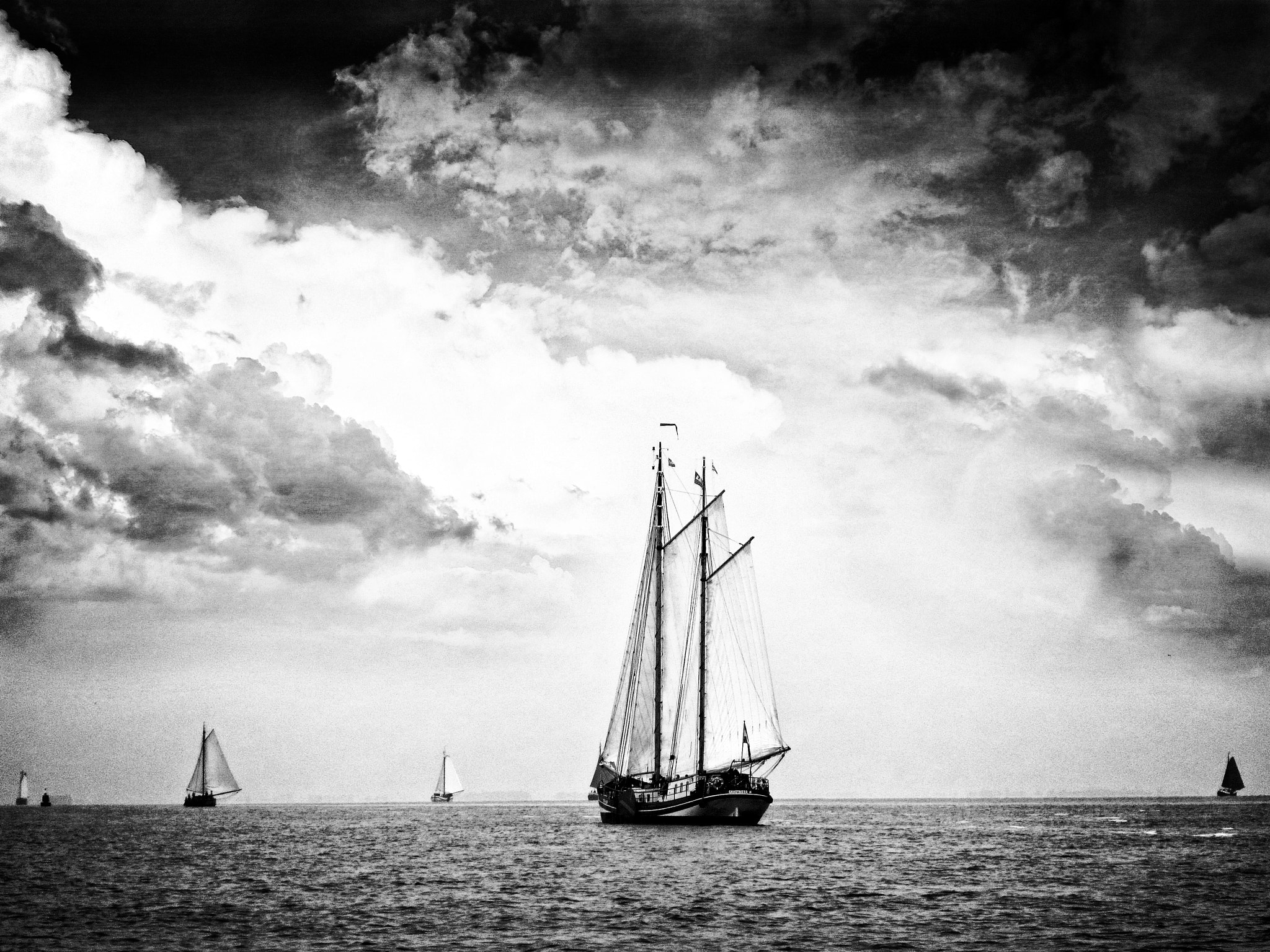 Canon PowerShot D20 sample photo. Together with the clouds photography