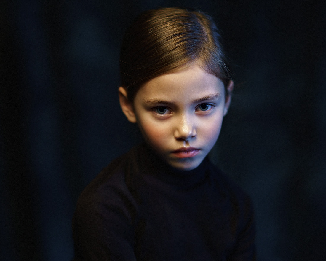 Sony Planar T* 85mm F1.4 ZA sample photo. Kira photography