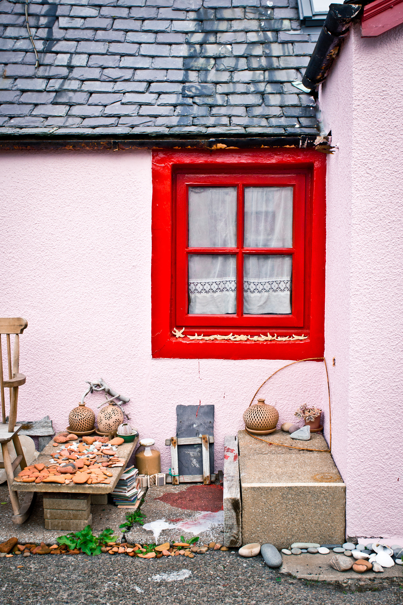 Sony Alpha NEX-5 + Sony E 30mm F3.5 Macro sample photo. Pink cottage photography