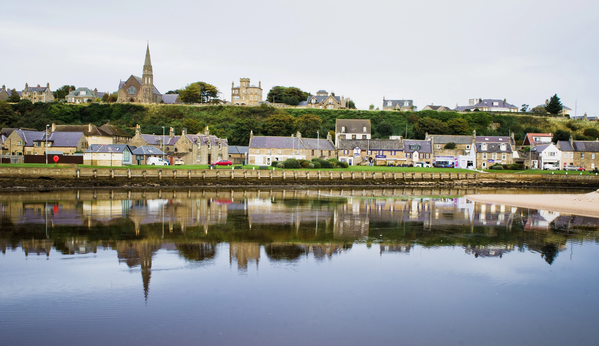 Sony Alpha NEX-5 + Sony E 30mm F3.5 Macro sample photo. Lossiemouth photography