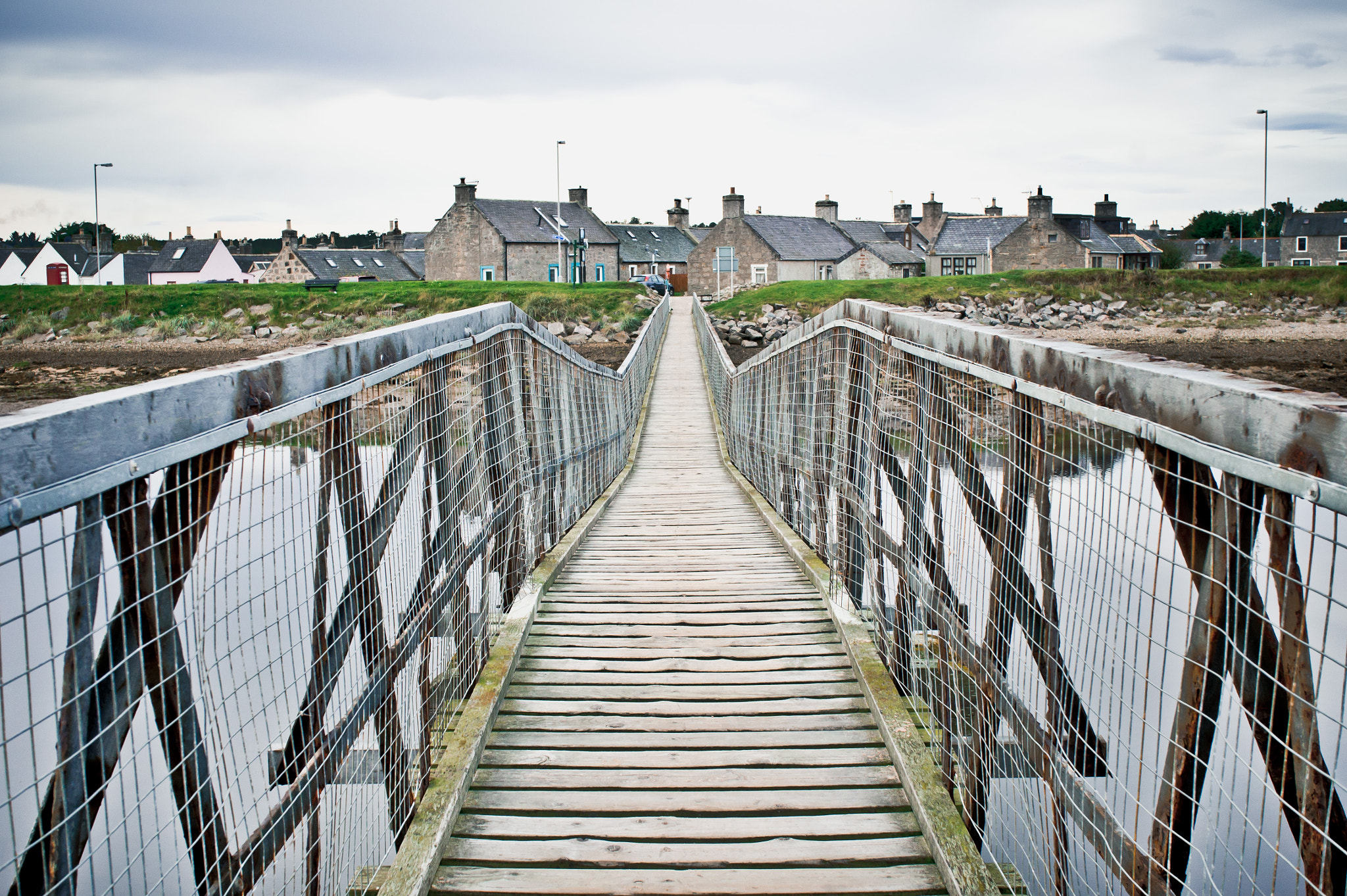 Sony Alpha NEX-5 + Sony E 30mm F3.5 Macro sample photo. Lossiemouth bridge photography